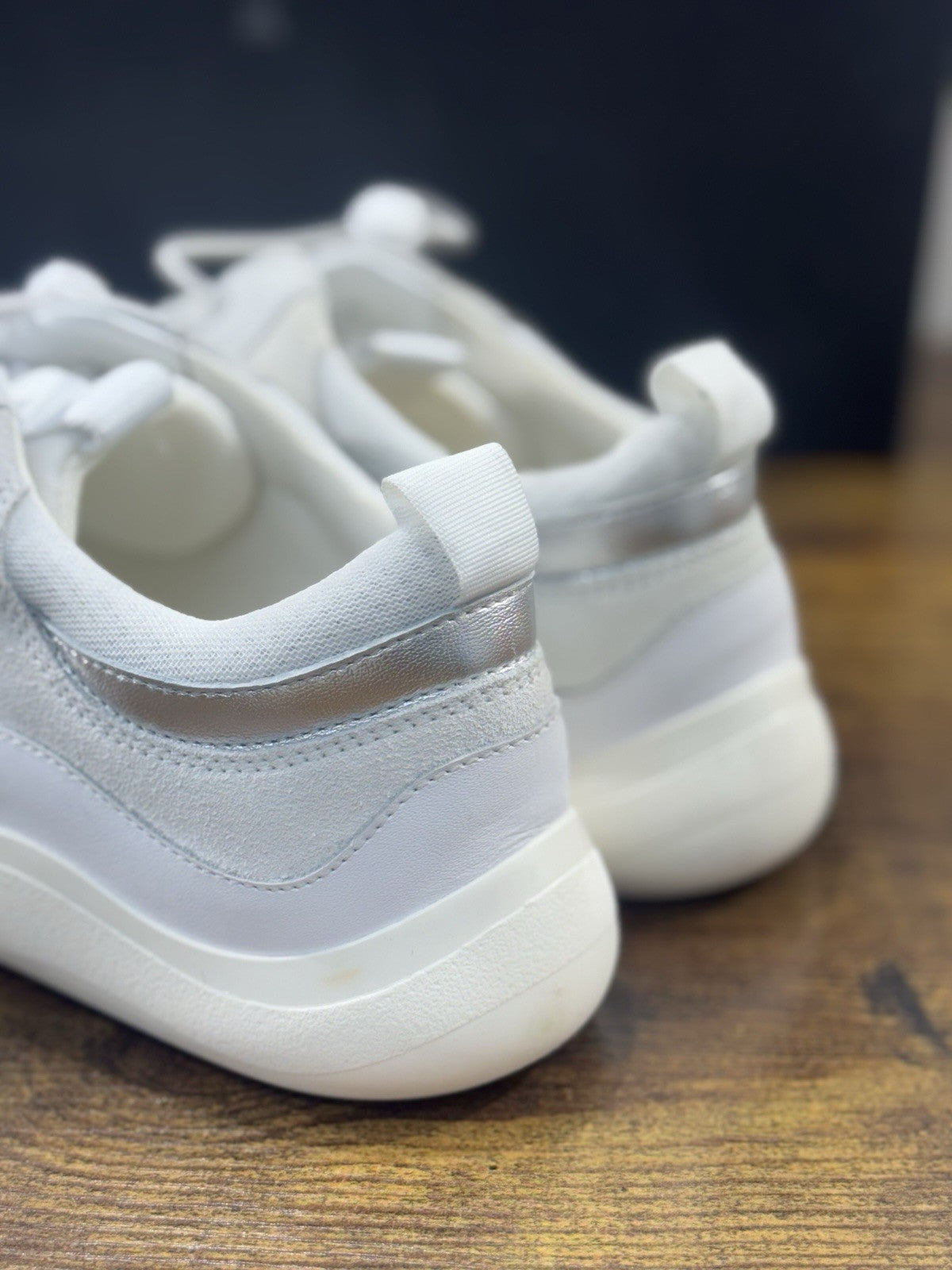 Vic Matie’ Sneaker Ondina  Pelle Bianca  Extra Light Donna  39