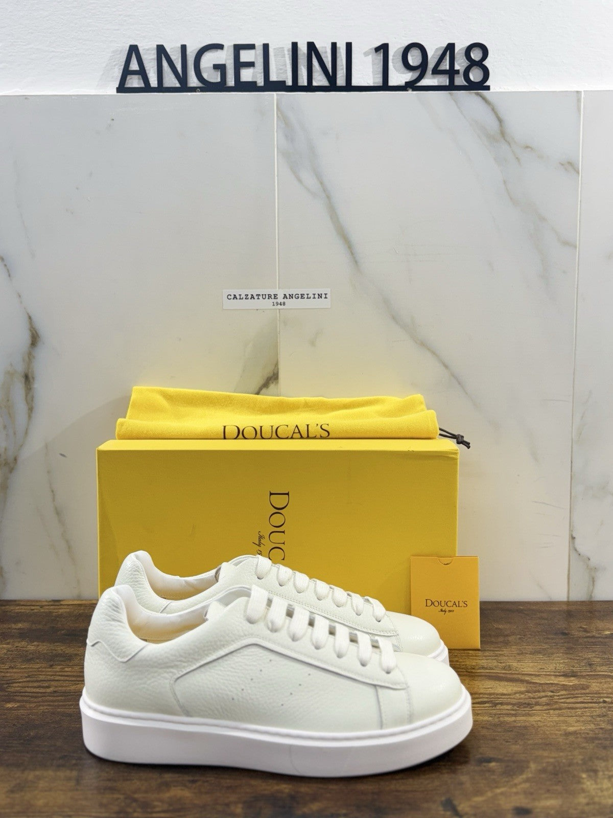 Doucal’s Sneaker Uomo Memory Foam Bianca PelleLuxury Men Doucal’s Extra L 41.5
