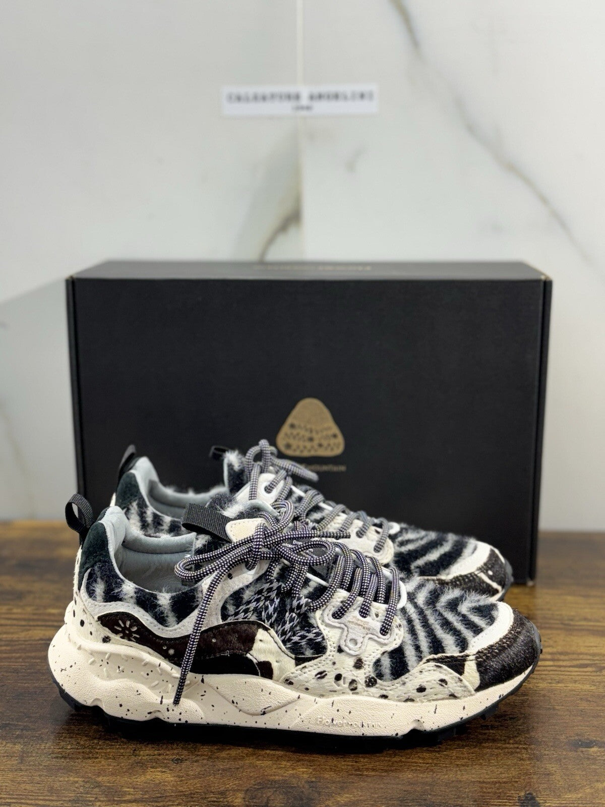 Flower Mountain Yamano 3 White Black   Light Suede Pony  Causal Snekaer Donna 36