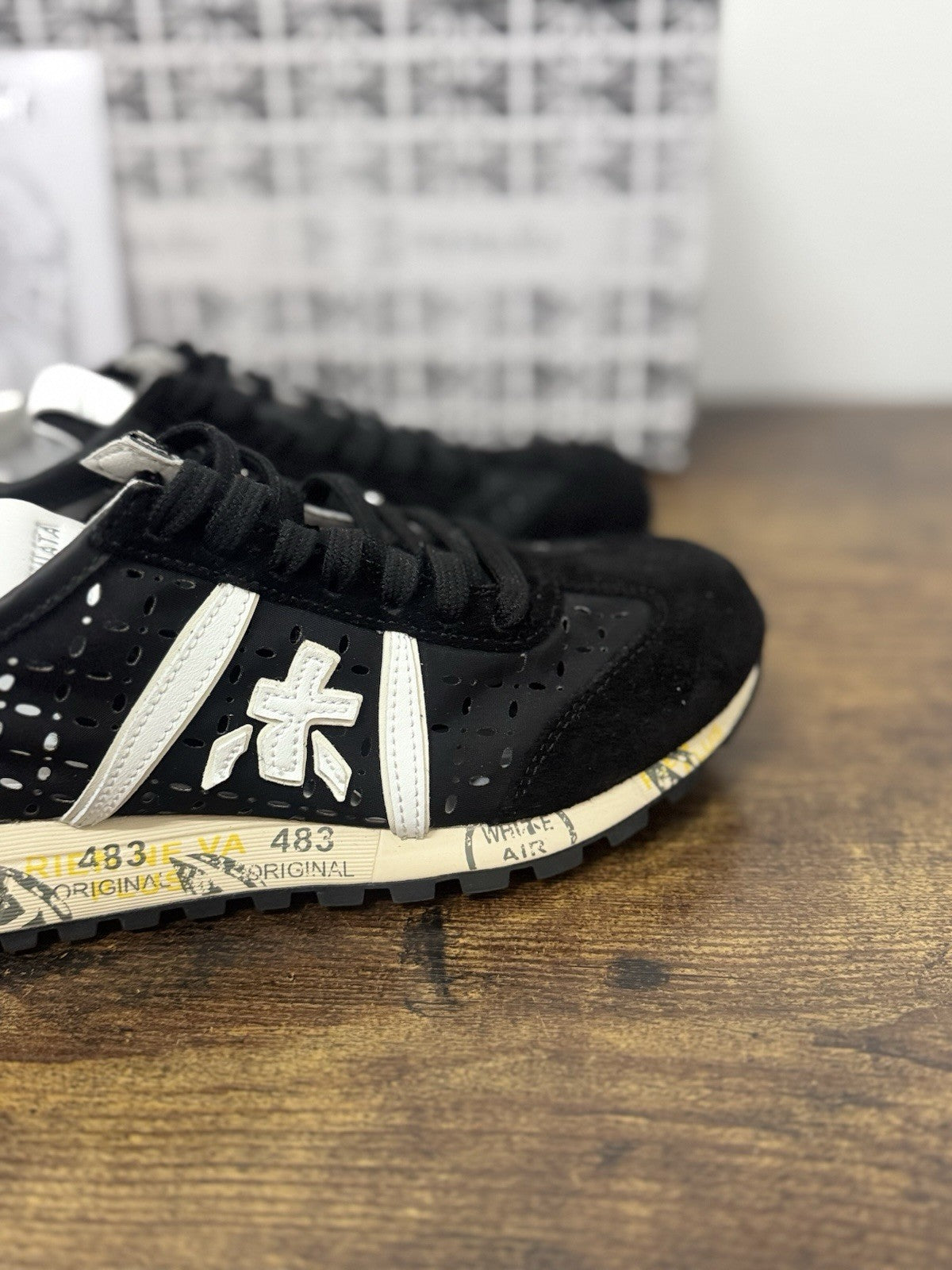 Premiata Lucy Sneaker Pelle Nera  Traforata Casual Premiata Donna 37