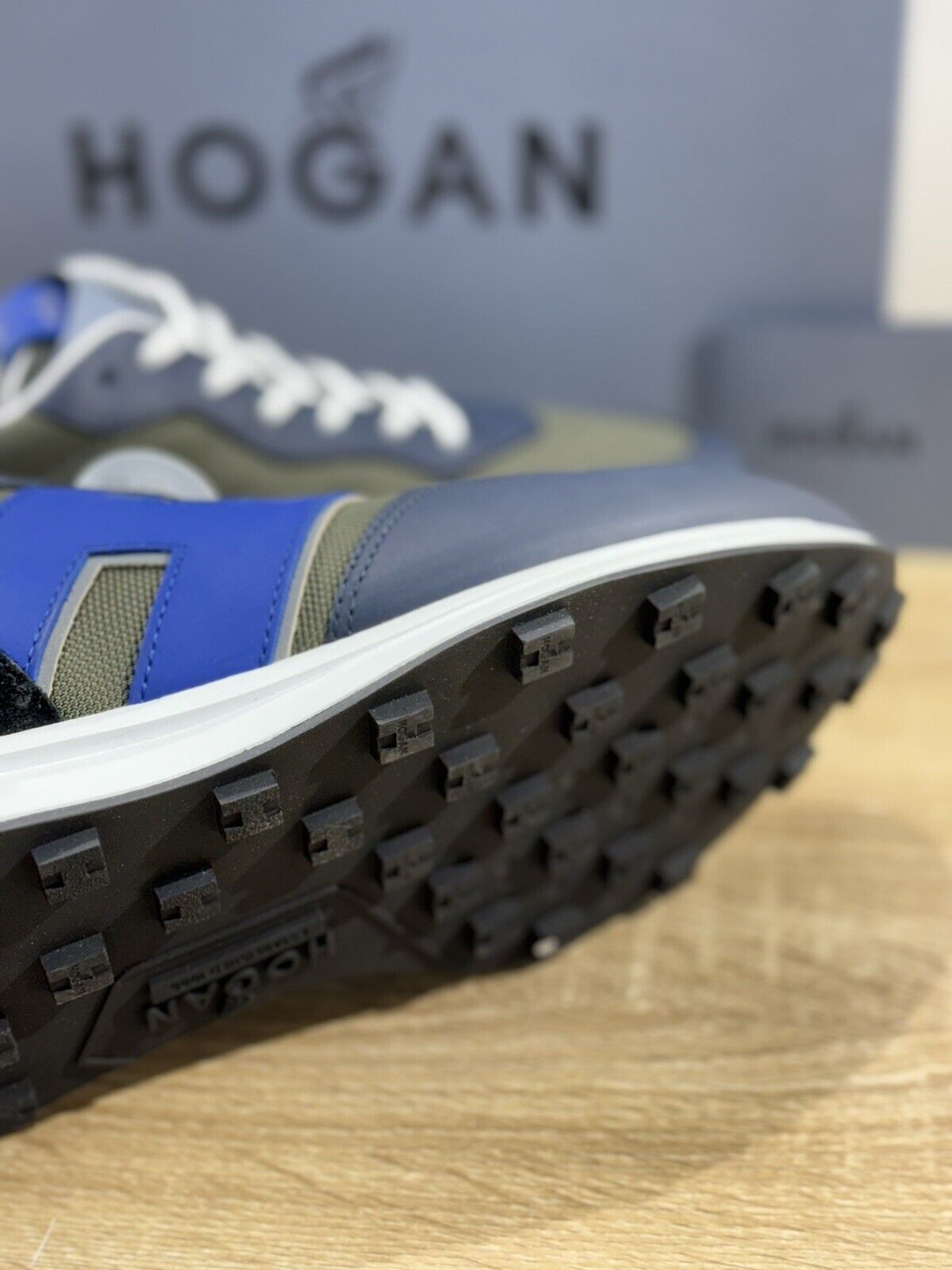 Hogan H601 uomo sneaker Pelle Blu  memory foam Luxury Hogan Men Shoes 40