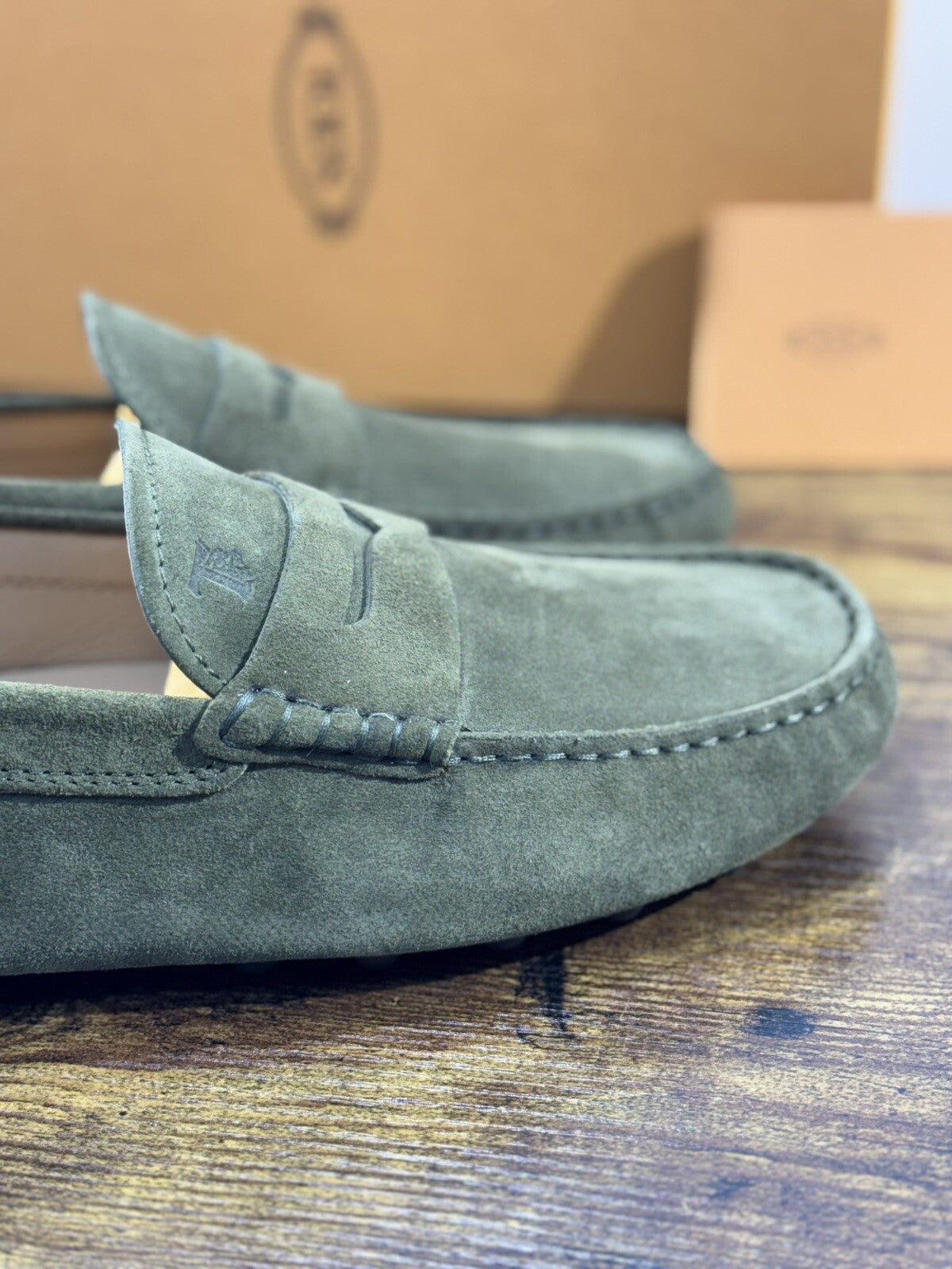 Tod’s Mocassino Uomo Icon Driver Gommino Suede Verdone  Luxury Tod’s 42