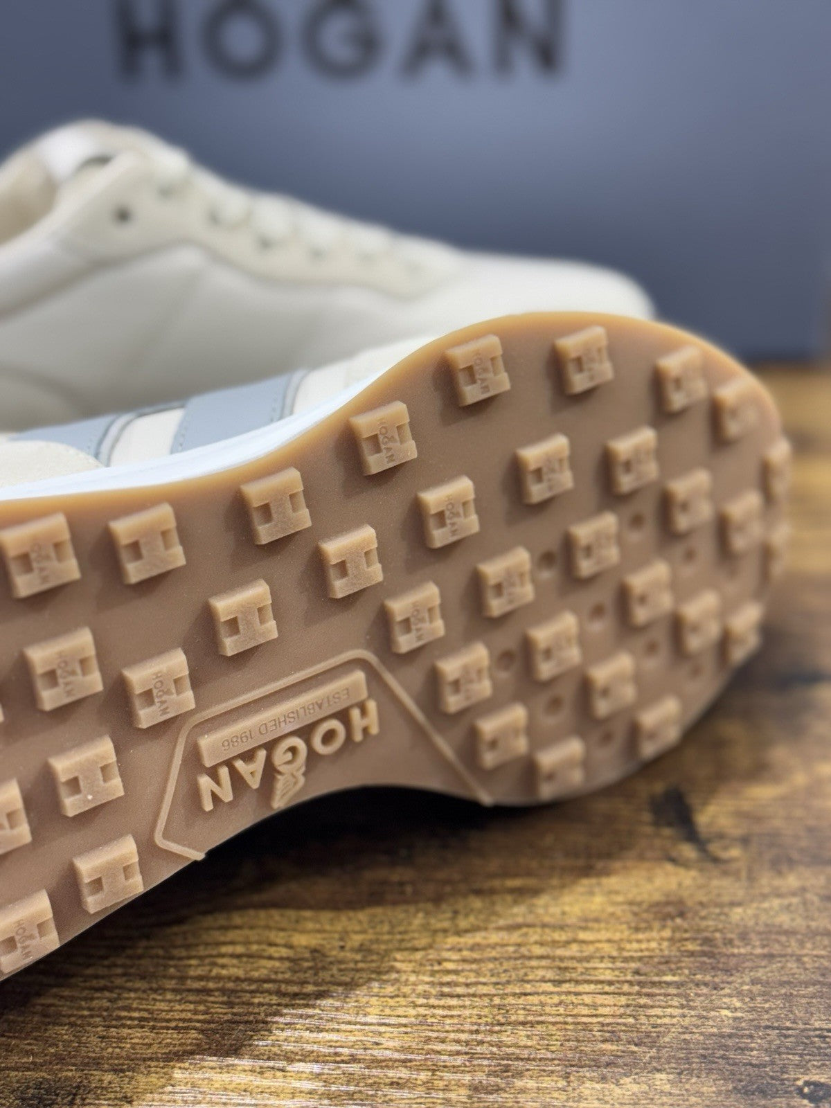 Hogan H641 Sneaker Pelle Beige Celeste Memory Foam        Hogan Scarpe Donna 40