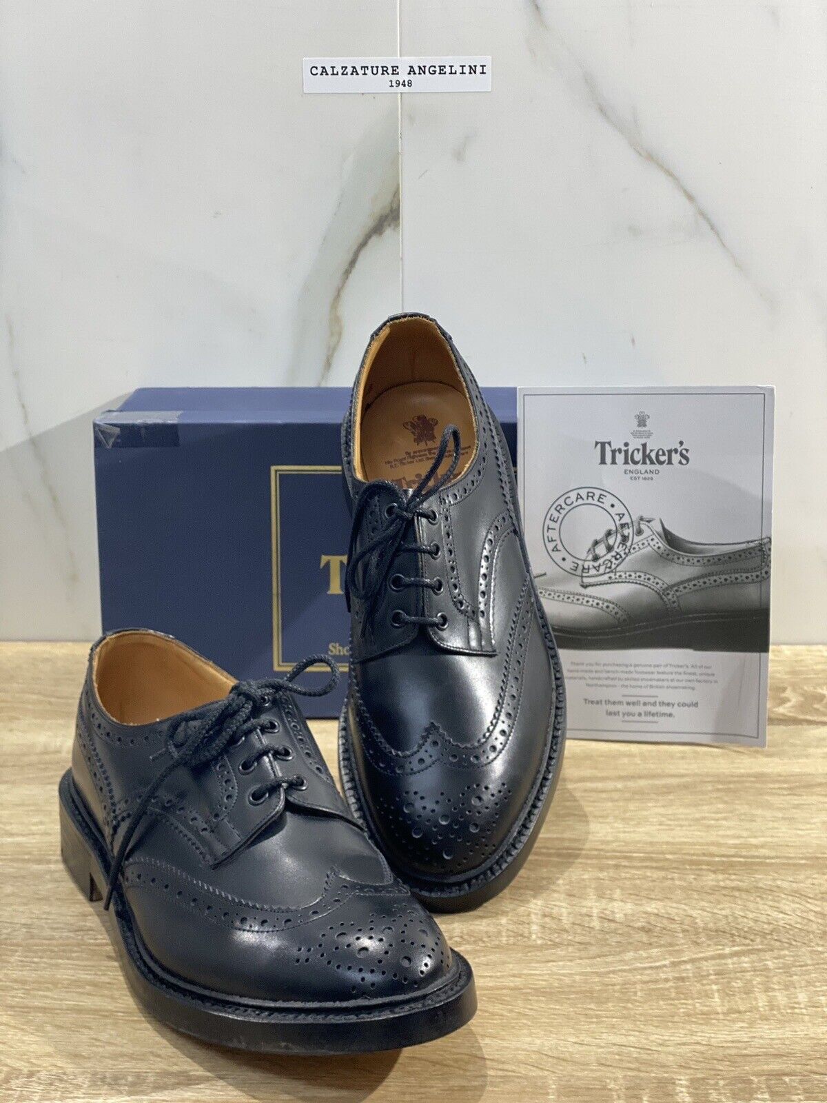 Tricker’s Bourton Derby Brogue fondo cuoio luxury Pelle Nero 10