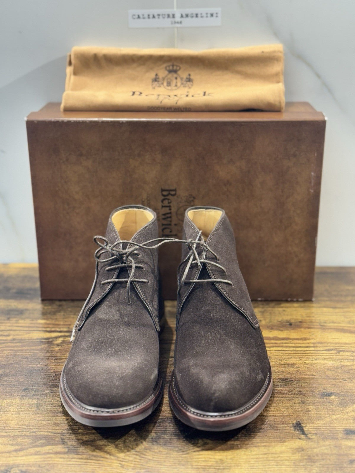 Berwick 1707 Polacchino Testa Moro Suede Fondo Dainite Uomo 40.5