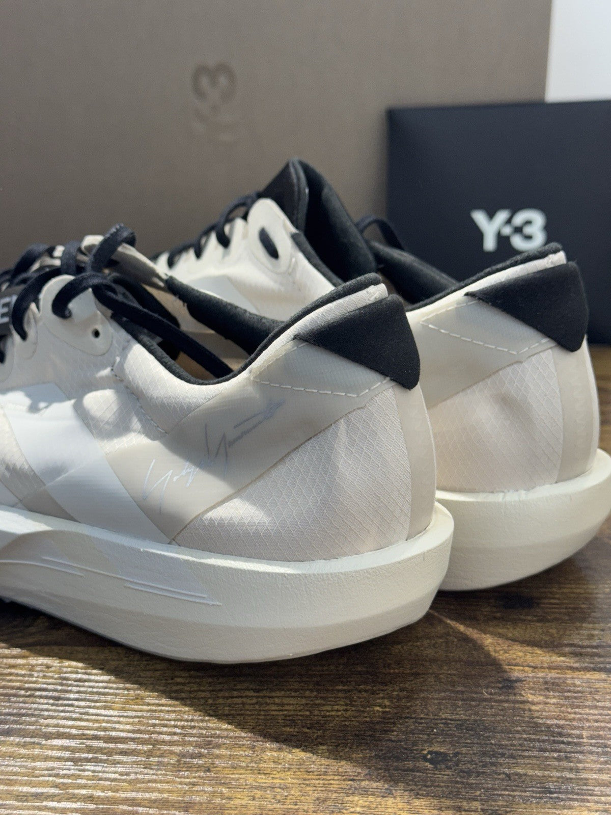 Y-3 Adios 9 M    Casual Luxury Yohji Yamamoto Bianca   Uomo 42