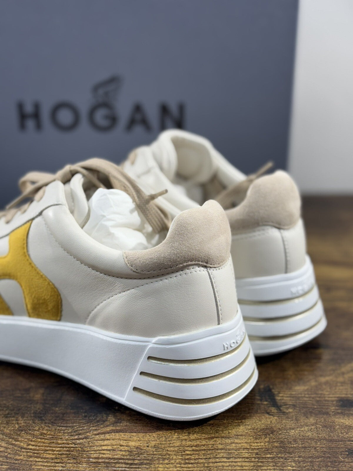 Hogan H564 Donna Sneaker Memory Foam Pelle Yougurt Luxury Hogan Woman 39.5