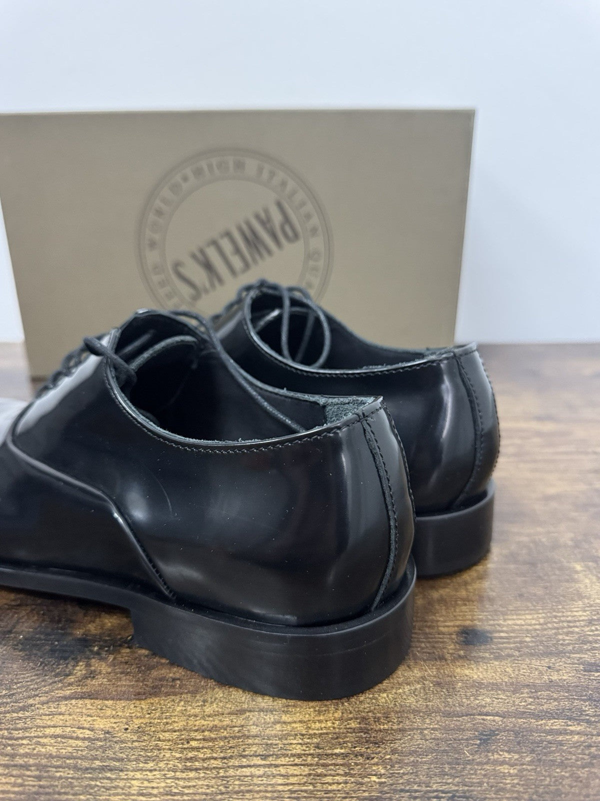Pawelk’s Stringata Pelle Nera Polish Fondo Cuoio      Casual Uomo 40