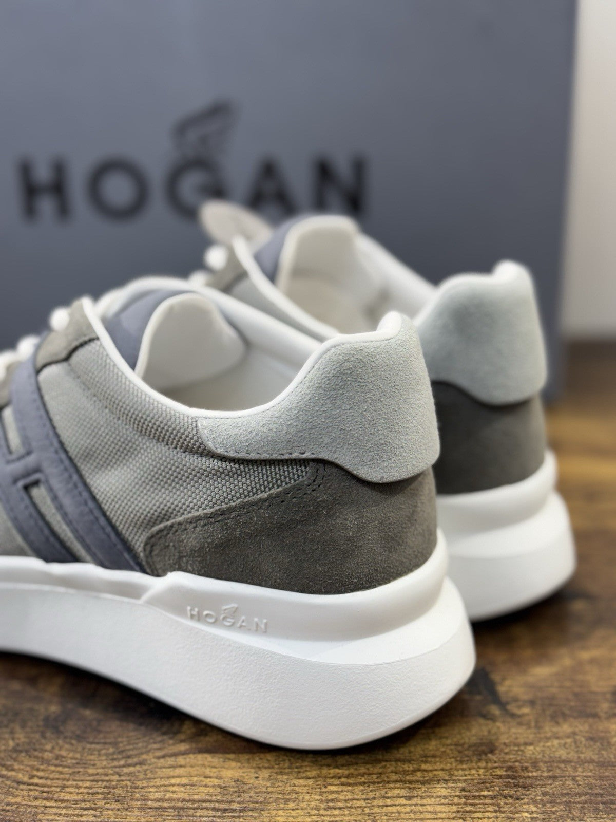 Hogan H 580 Sneaker Pelle Suede Grey  Casual Hogan Uomo 44