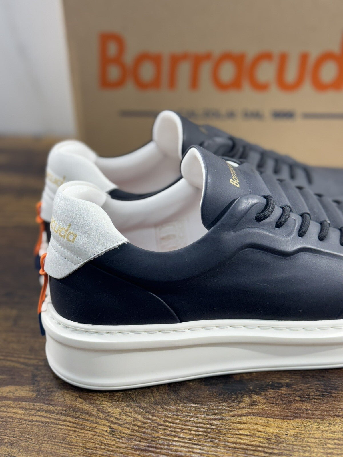 Barracuda Sneaker Donna Pelle Nera  Woman Handmade Sneaker Extra Light 41