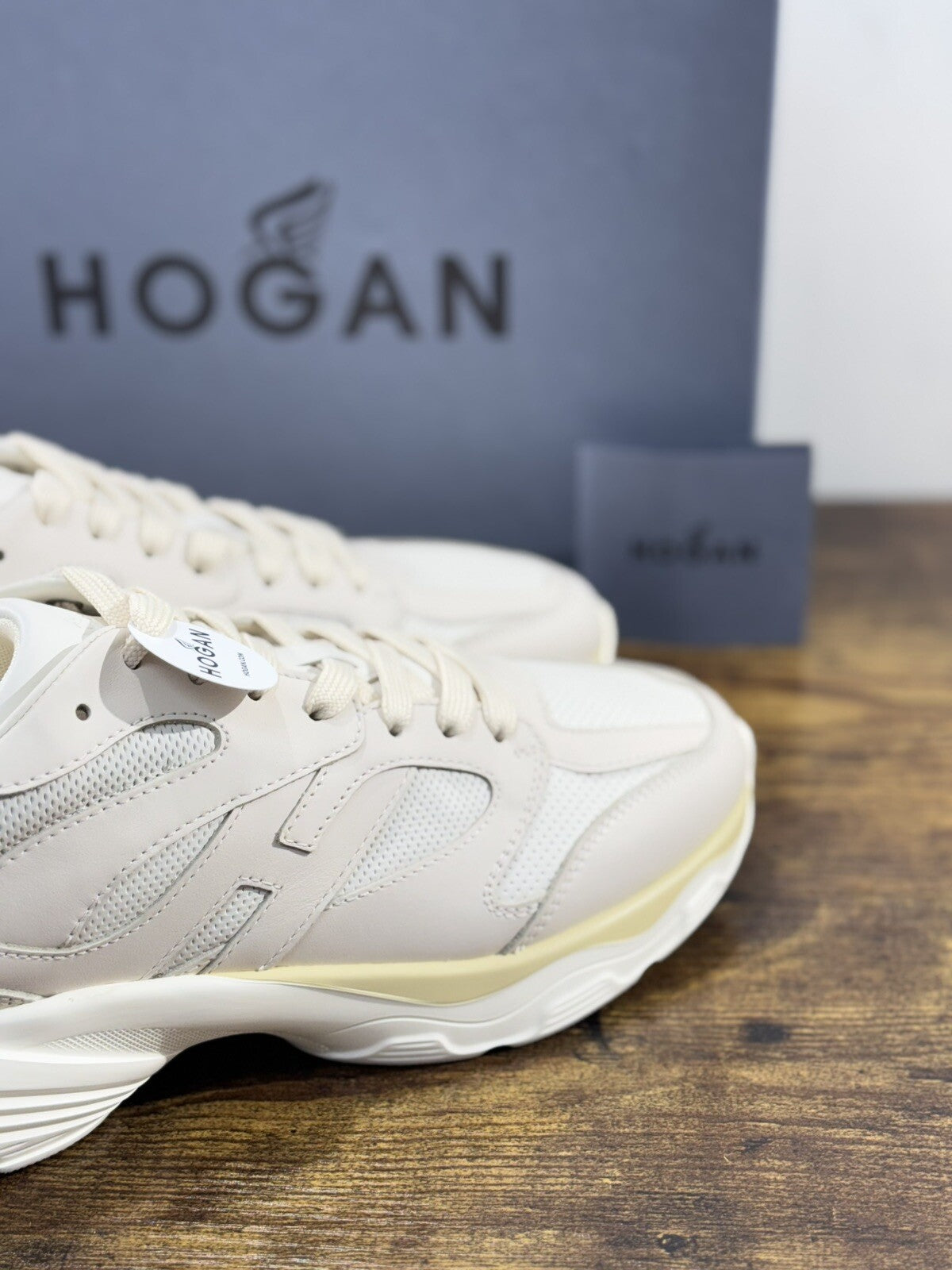 Hogan H665   sneaker Pelle Bianca   memory foam Luxury Hogan Men 42