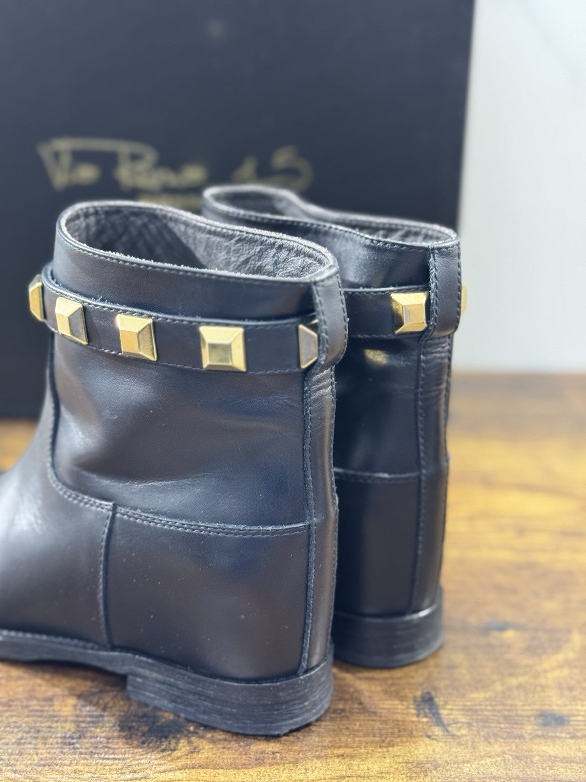 Via Roma 15 Stivaletto  Pelle Nero Borchie    Via Roma Donna 41