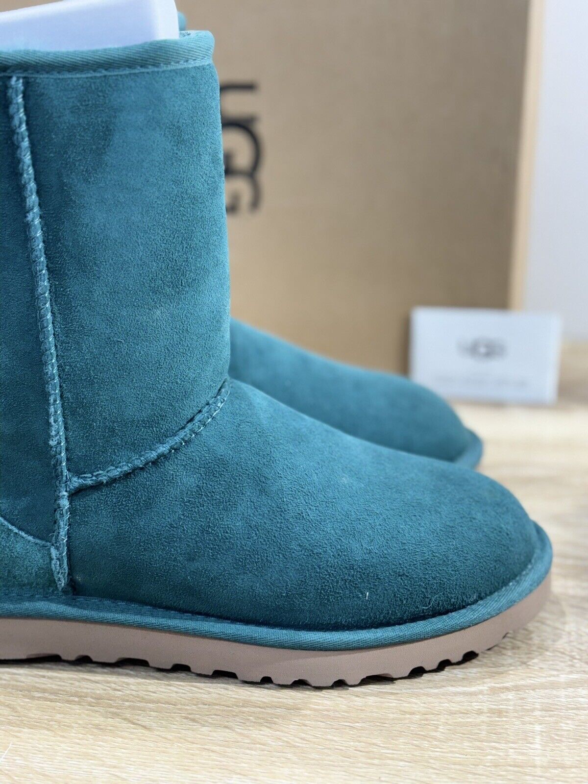 Ugg W classic Short Verde   stivaletto Donna   suede 37