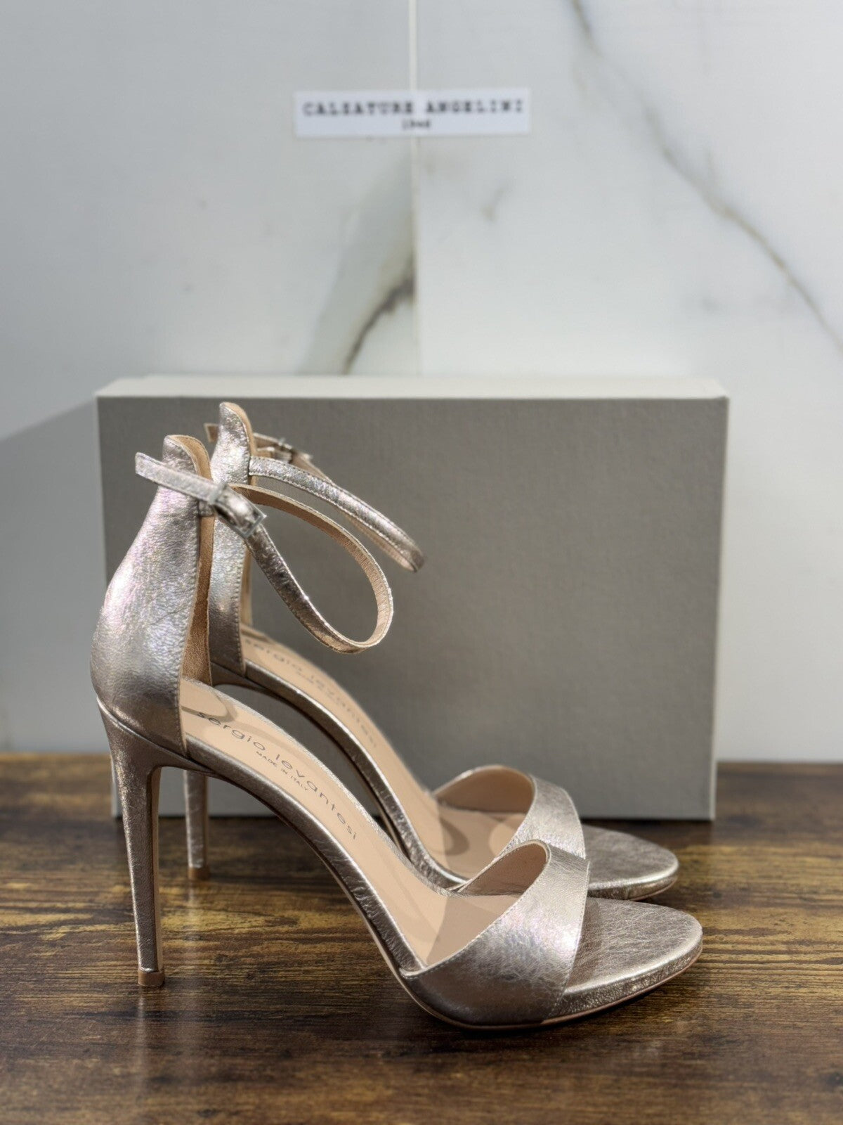 Sergio Levantesi Sandalo Savy Pelle Conchiglia           Luxury Woman Sandal 40