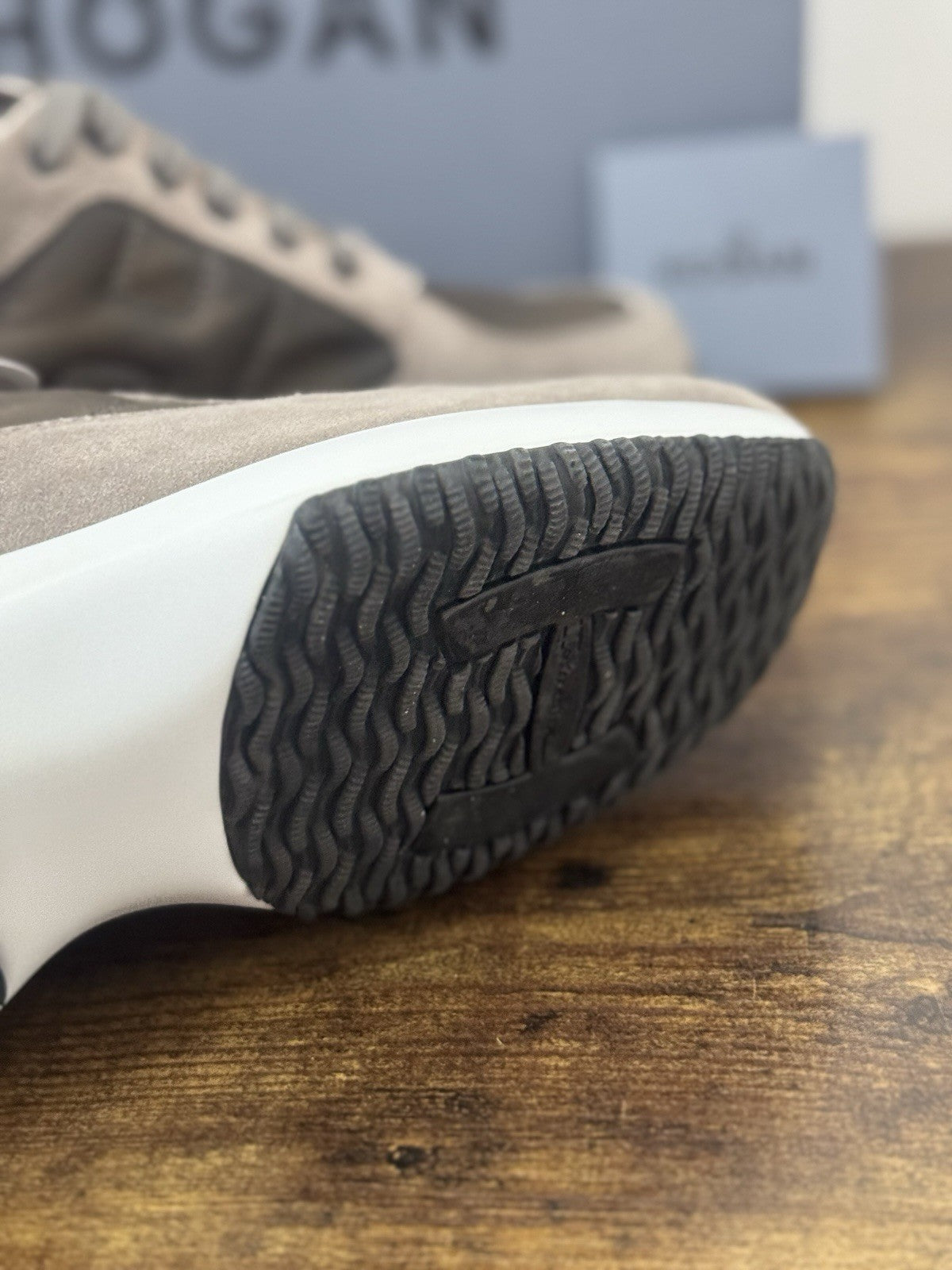 Hogan Interactive Icon Pelle Suede Tortora   Casual Sneaker Hogan Uomo 42