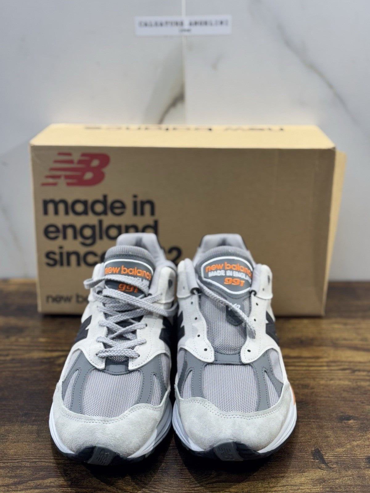 New Balance 991 V2Made In Uk Limited Edition 100% Leather Iconic Grey  Icon 45