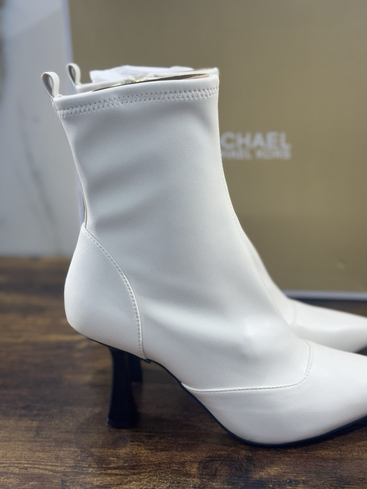 Michael Kors Clara Mid Bootie Donna Pelle  Crema   Casual  Donna 37.5
