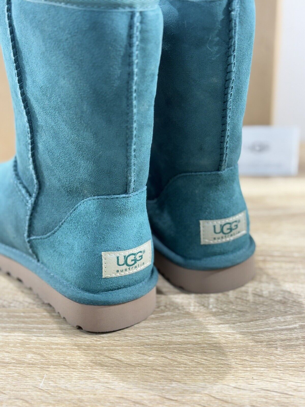 Ugg W classic Short Verde   stivaletto Donna   suede 37