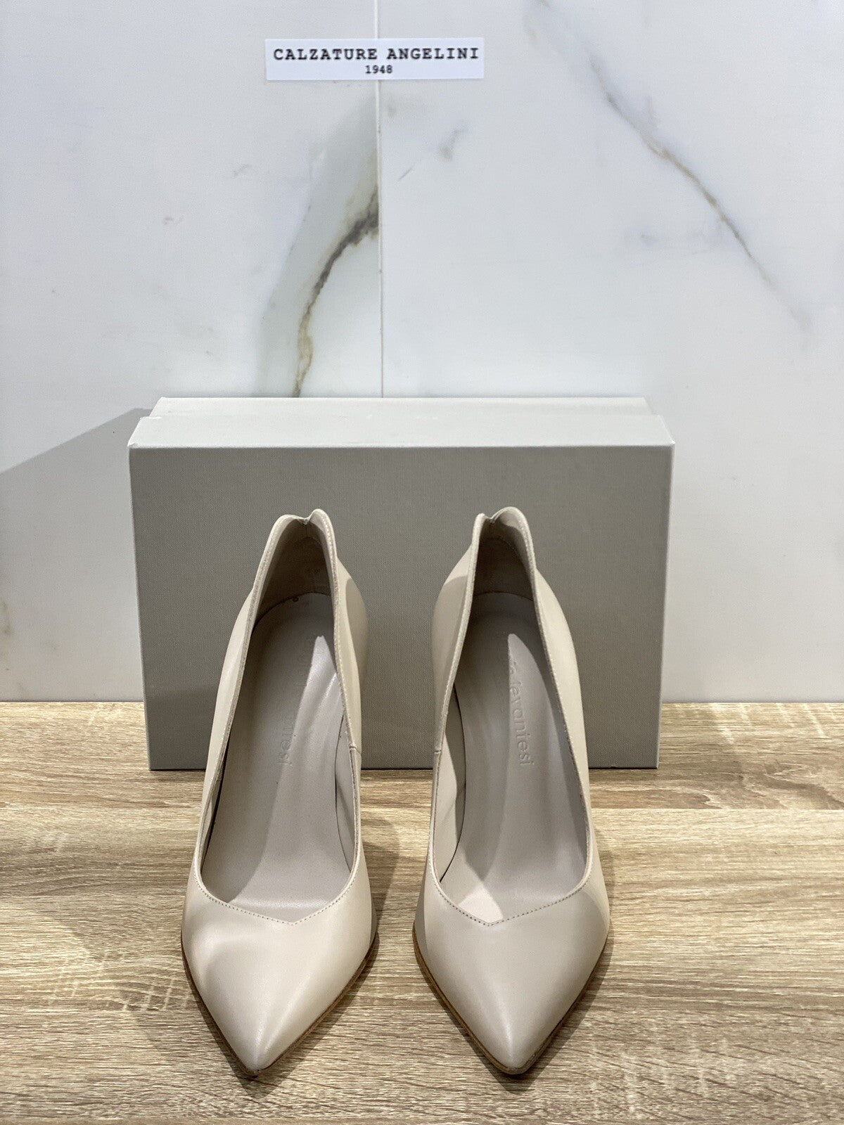 Sergio Levantesi Decollete’ donna lian pelle beige made in italy luxury 40