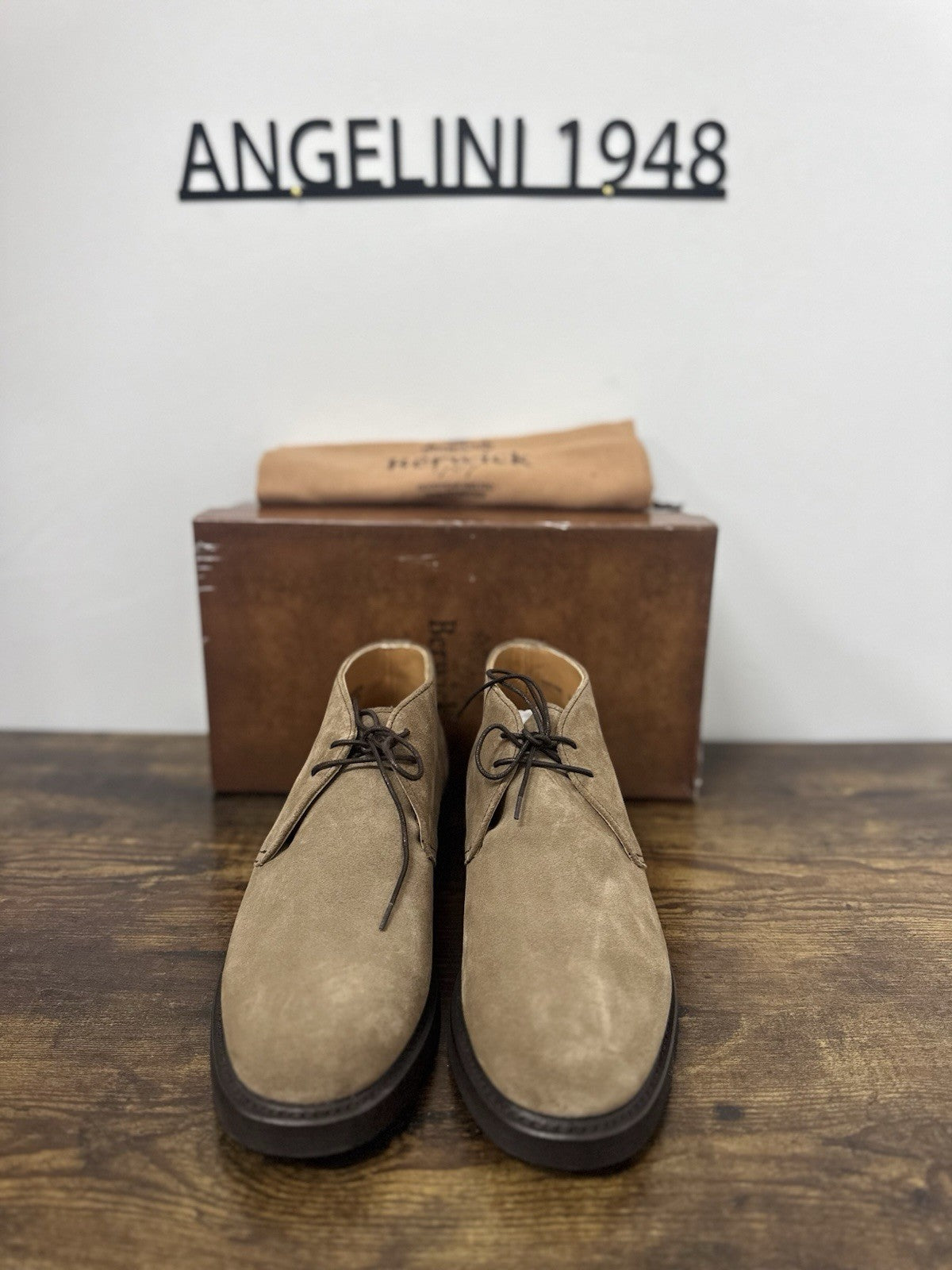 Berwick 1707 Polacchino Tabacco  Suede Fondo Vibram Uomo 42