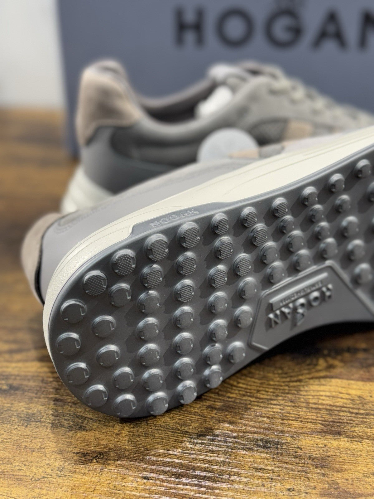 Hogan Hyperlight Sneaker Grigia  Memory Foam Luxury Hogan Uomo 42.5