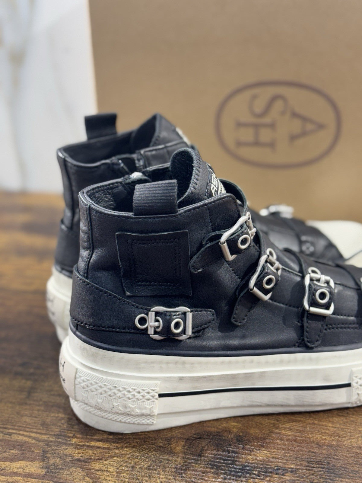 Ash Rainbow Sneaker   Colore Nero Casual   Ash Donna 40