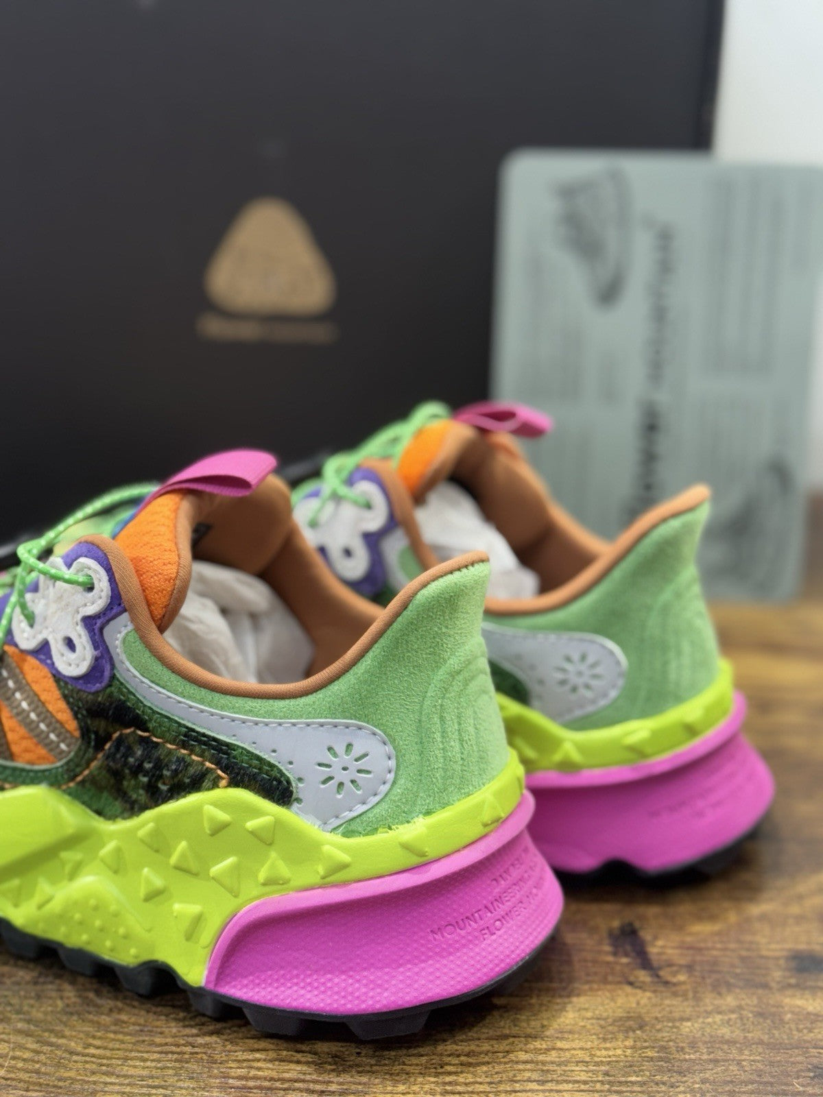 Flower Mountain Tiger Hill Green Orange White   Casual Donna 37