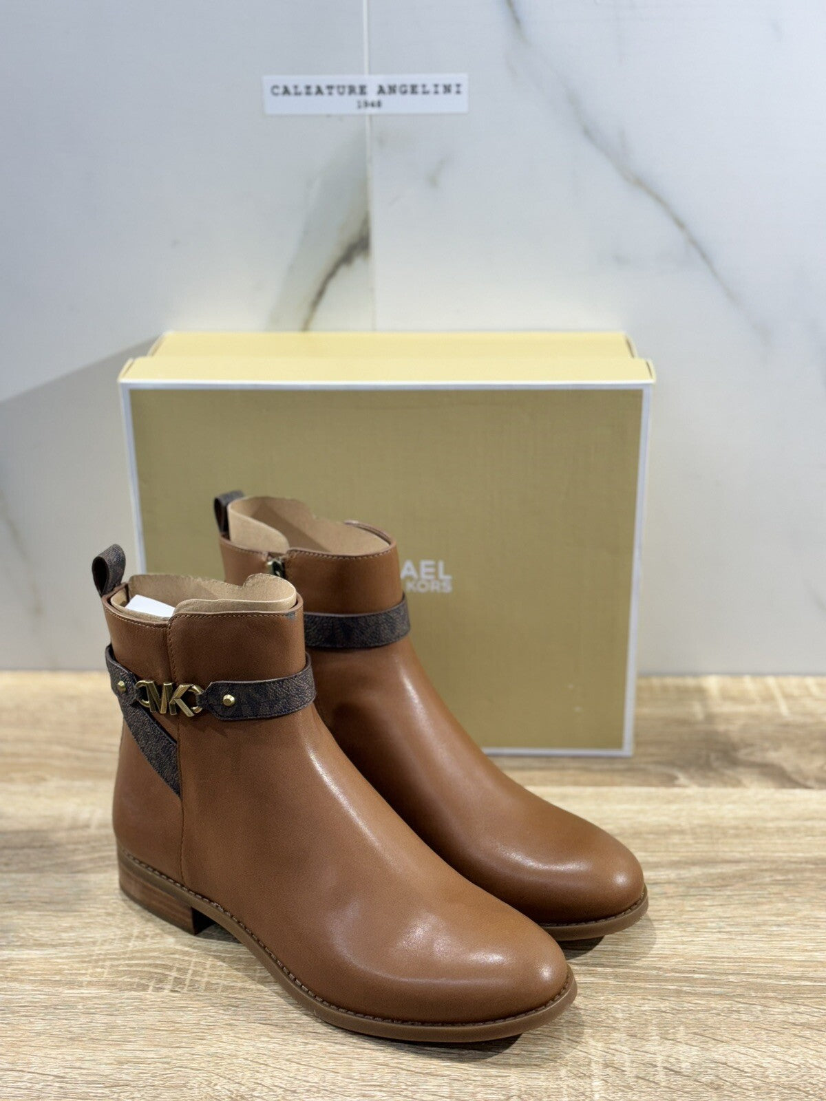 Michael  Kors Farrah Flat  Bootie Cuoio  Chelsea Boot  Extra Light Pelle 39.5