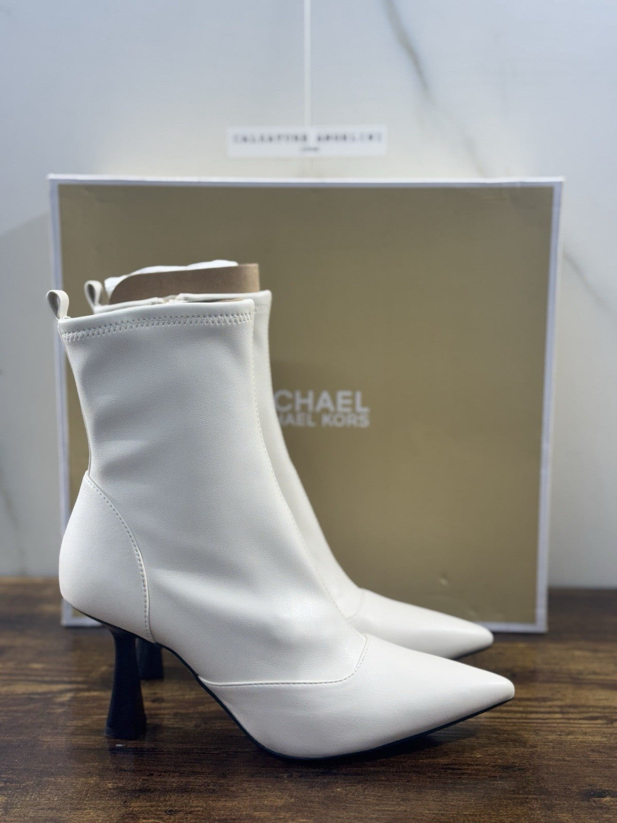Michael Kors Clara Mid Bootie Donna Pelle  Crema   Casual  Donna 37.5