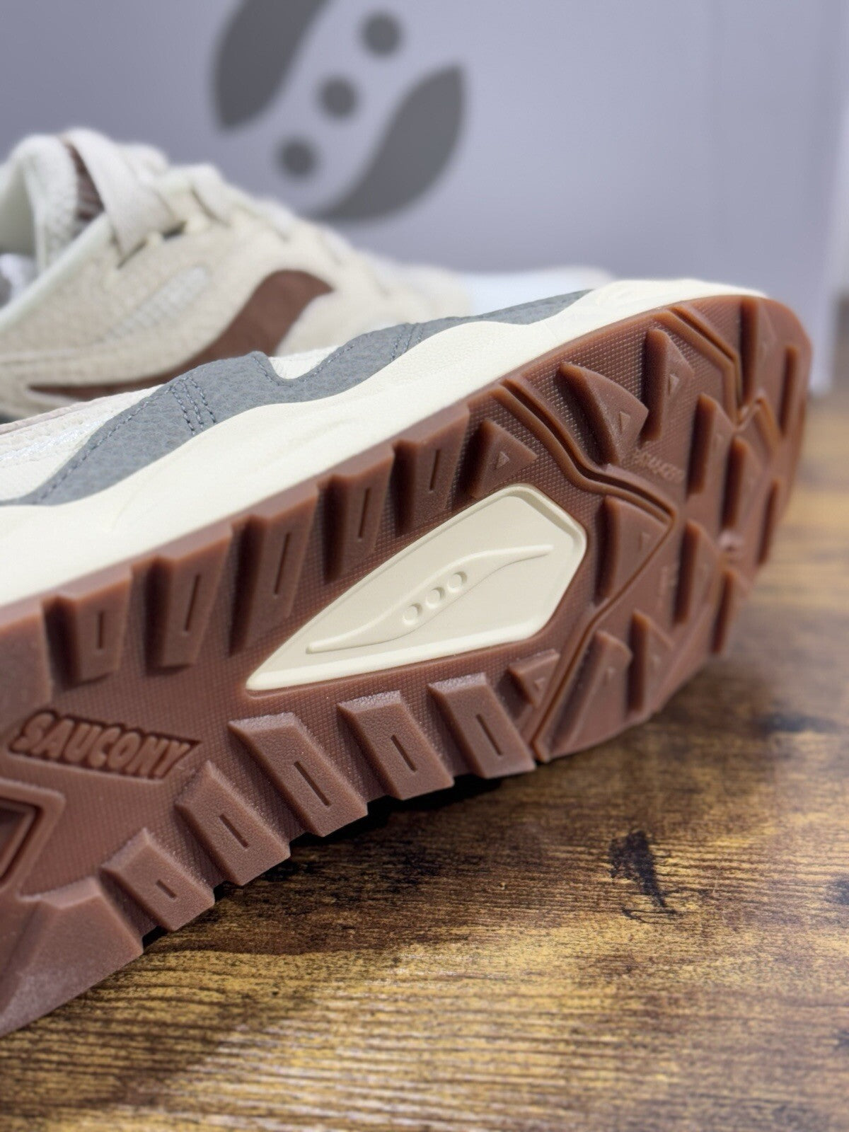 Saucony Grid Shadow 2 Sneaker Uomo Sand Brown  Pelle Casual Saucony 41