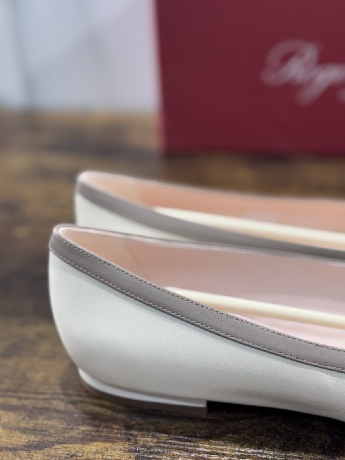 Roger Vivier Ballerina Gommettina Pelle Panna Luxury Donna 36.5