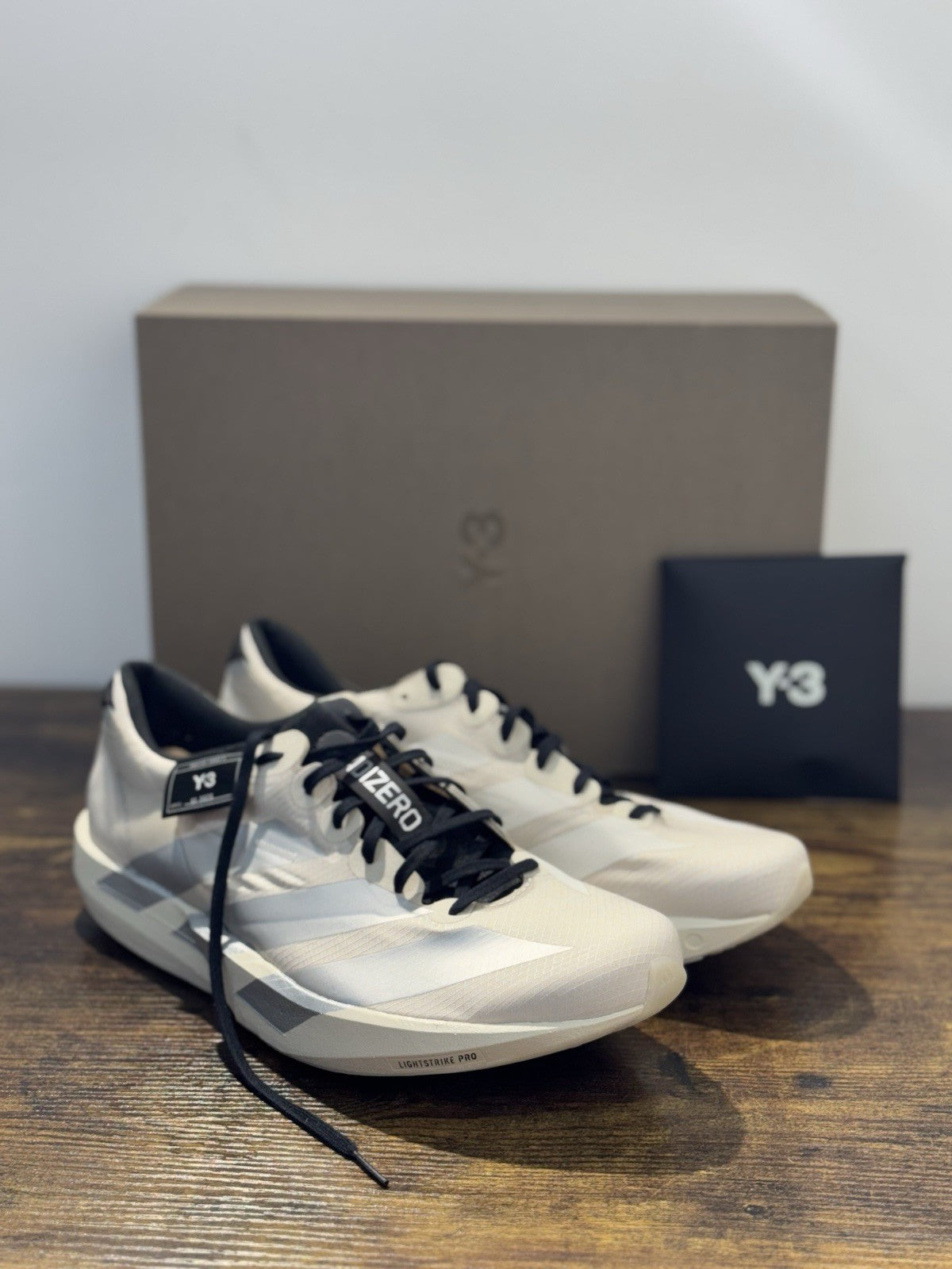 Y-3 Adios 9 M    Casual Luxury Yohji Yamamoto Bianca   Uomo 42