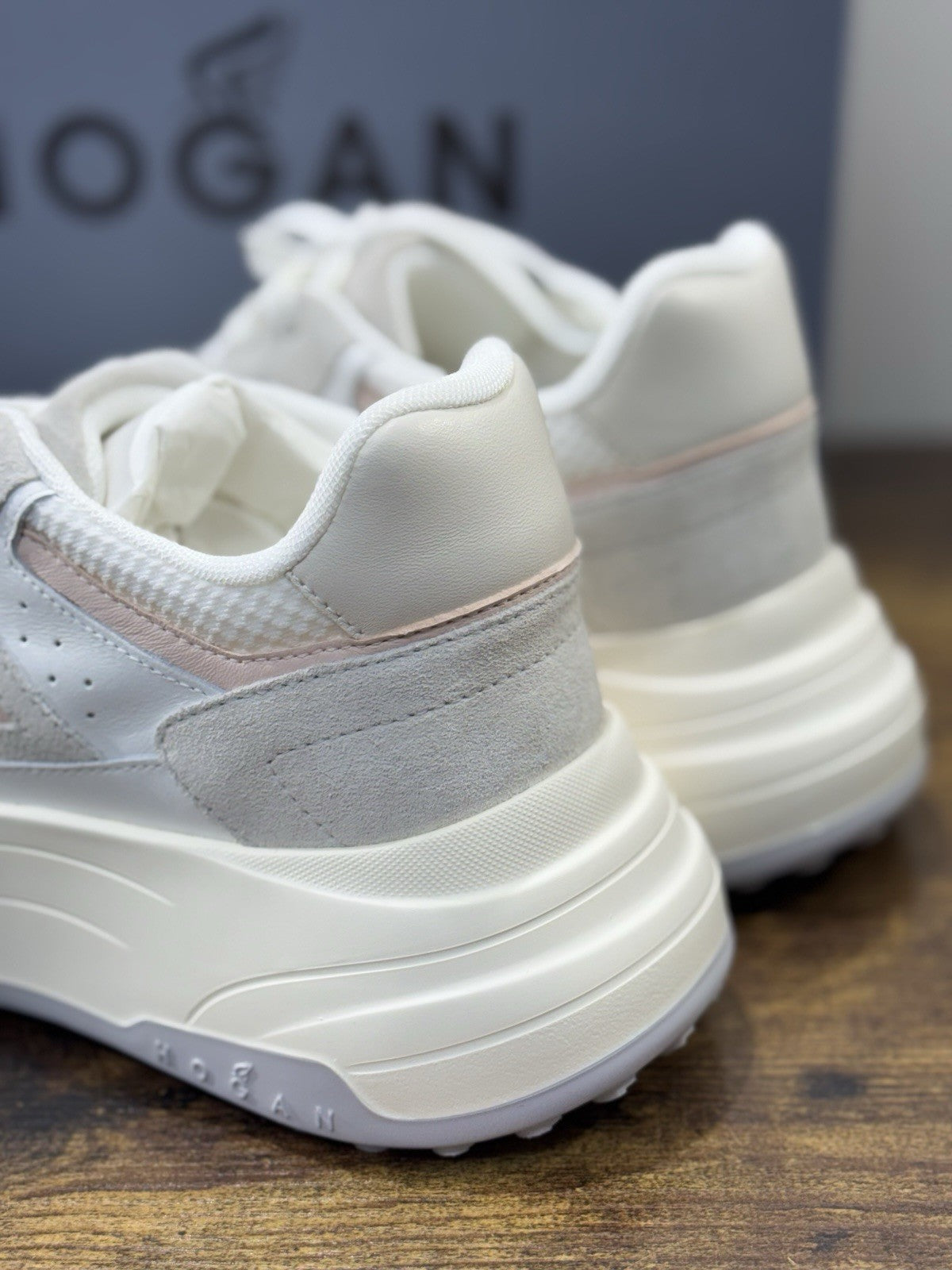 Hogan H669 Sneaker Pelle Bianca Light Pink  Memory Foam Scarpa Hogan Donna 36.5