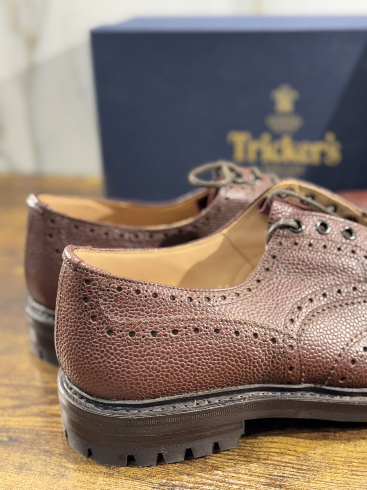 Tricker’s Scarpa Uomo Ilkley Brogue Marrone Goodyear Commando 42