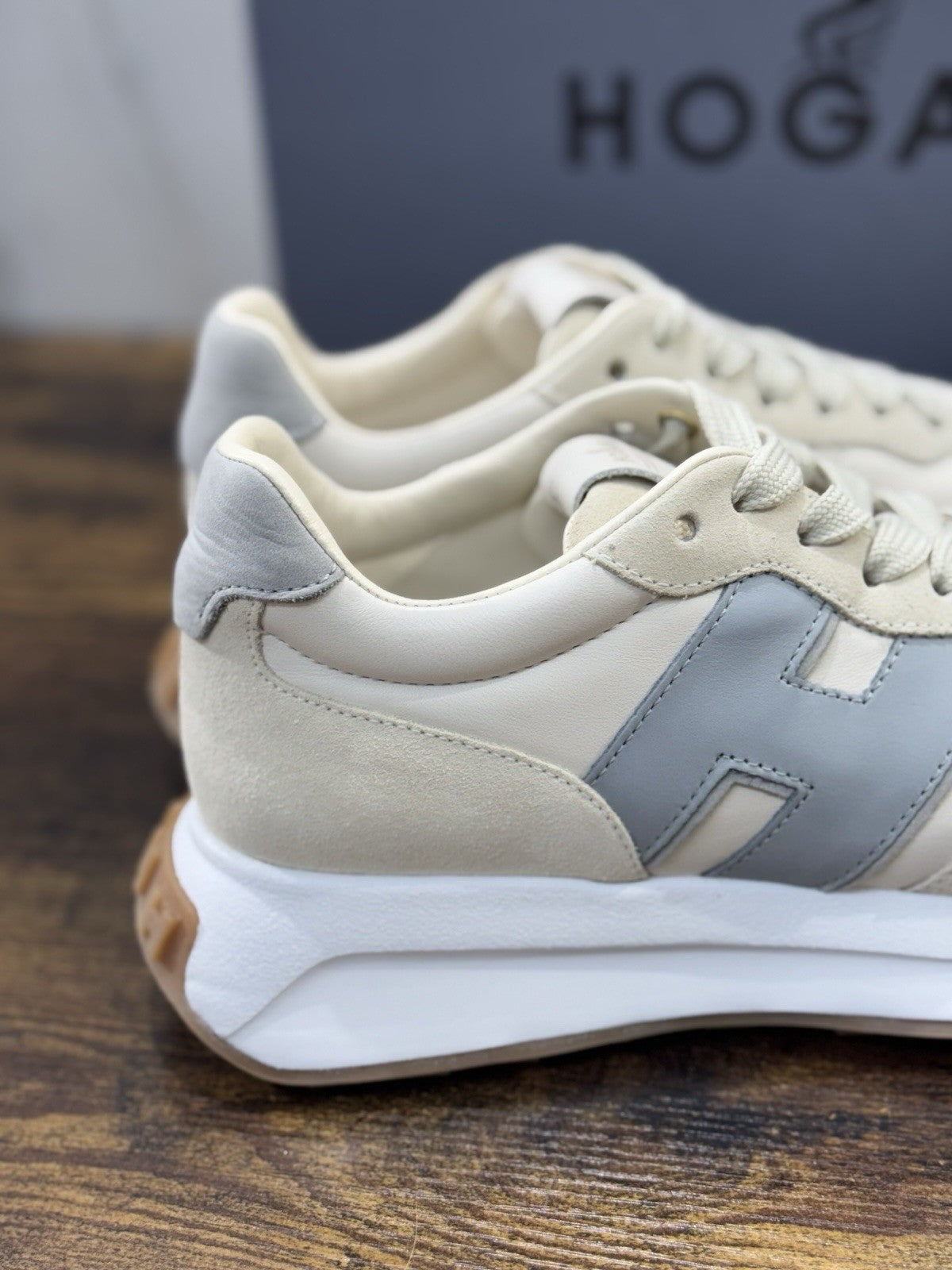 Hogan H641 Sneaker Pelle Beige Celeste Memory Foam        Hogan Scarpe Donna 40