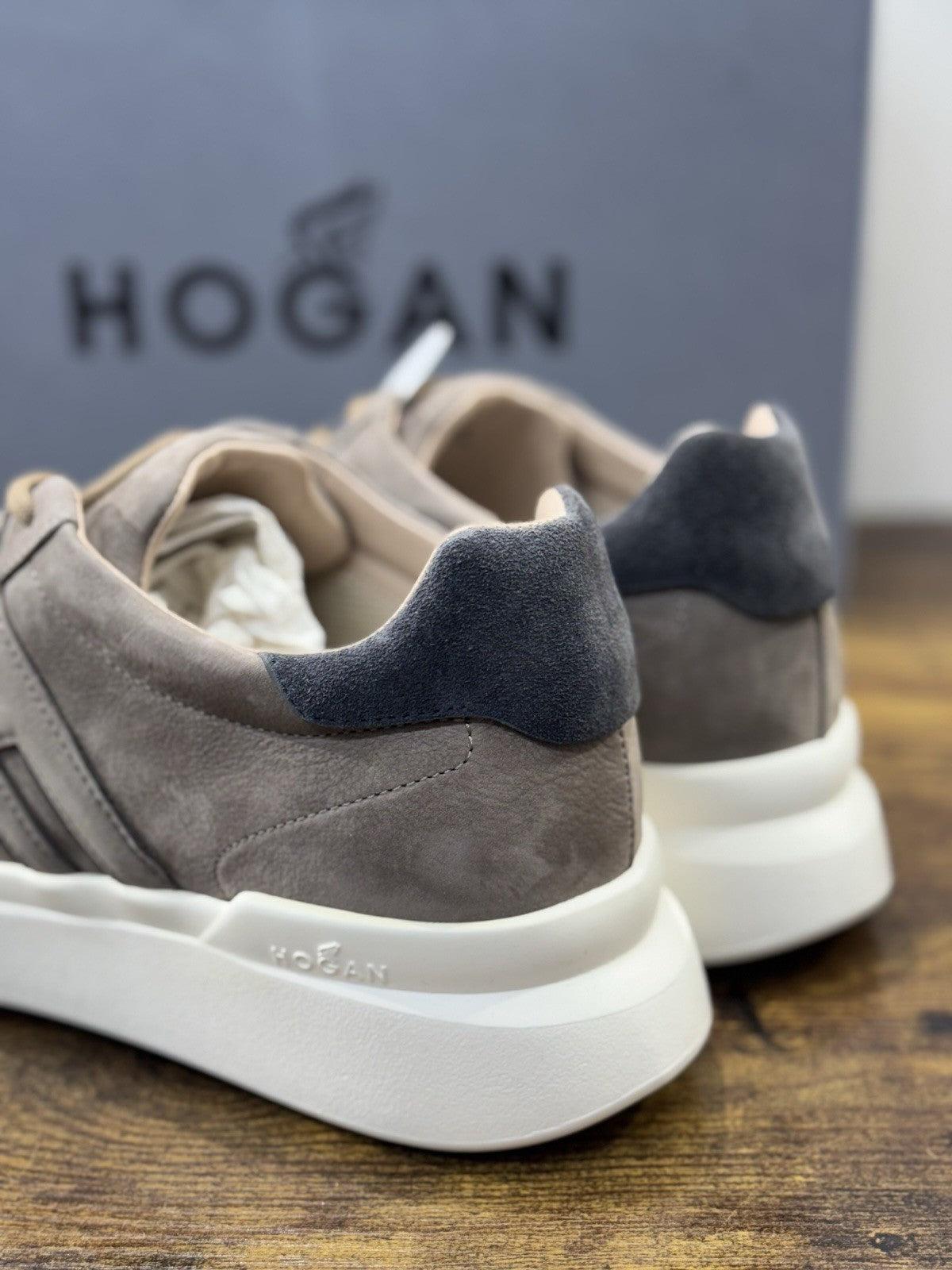 Hogan H 580 Sneaker Peppe Nabuck Taupe Casual Hogan Uomo 43