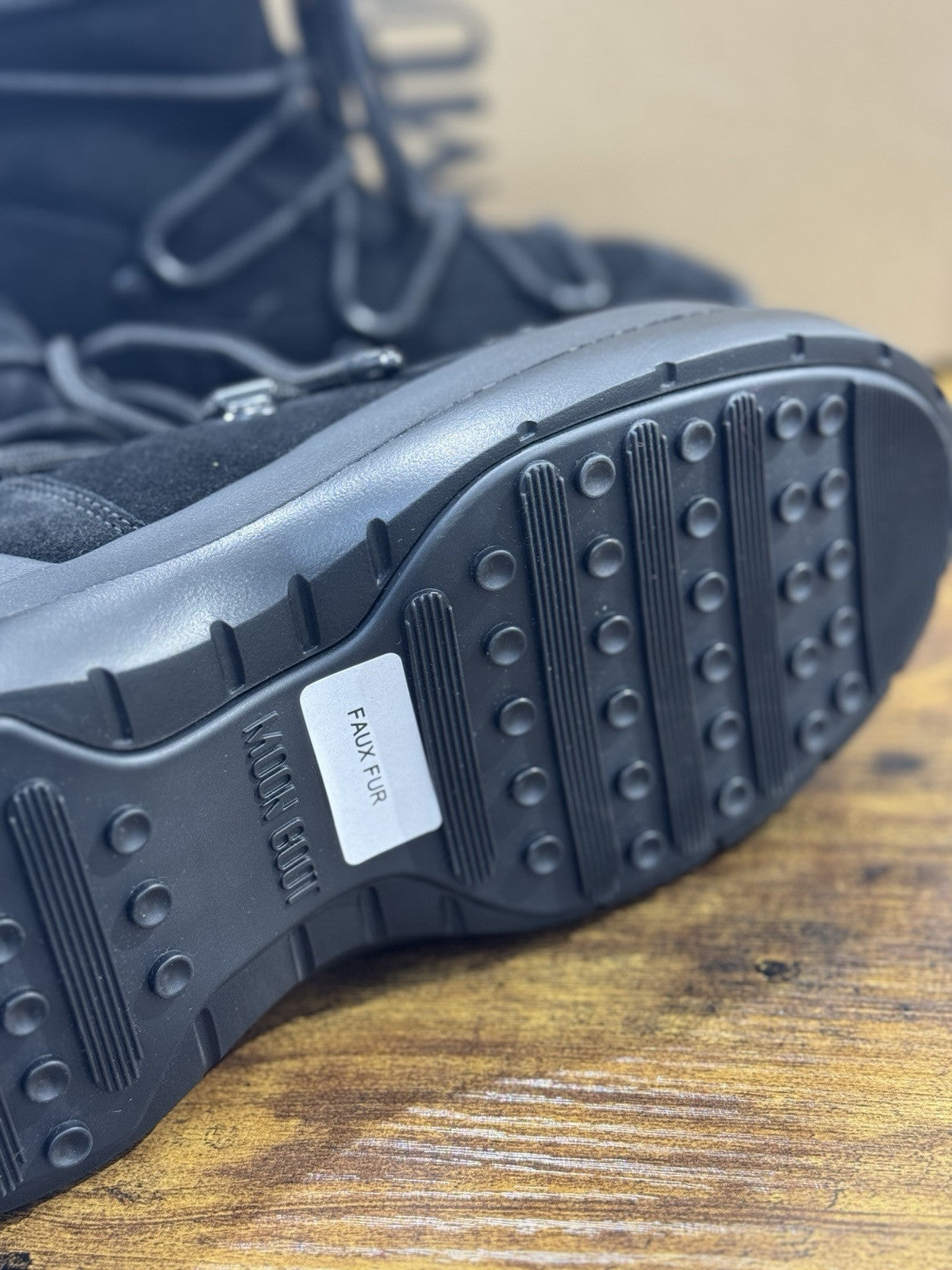 Moon Boot Luna Boot Suede Nero Casual Icon Mountain Boot 37