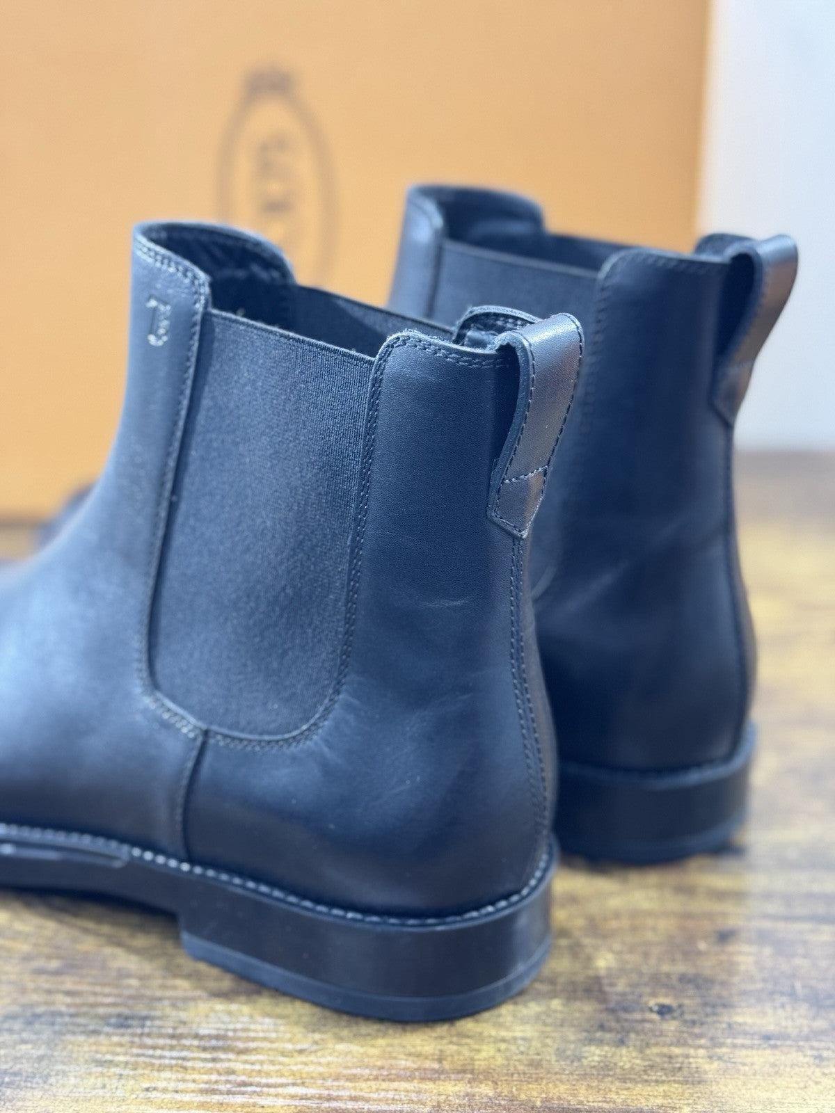 Tod’s Chelsea Boot  uomo Pelle Nera      luxury tod’s men boot 43.5