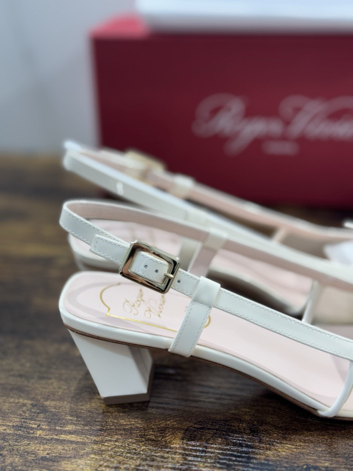 Roger Vivier Décolletés Slingback Belle Vivier 45 Mm  in pelle White Mesh 36.5
