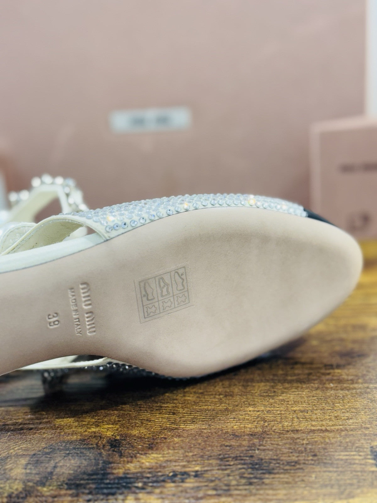 Miu Miu Crystal Slingback Pumps Ivory Black Luxury Miu Miu Woman Shoes 39