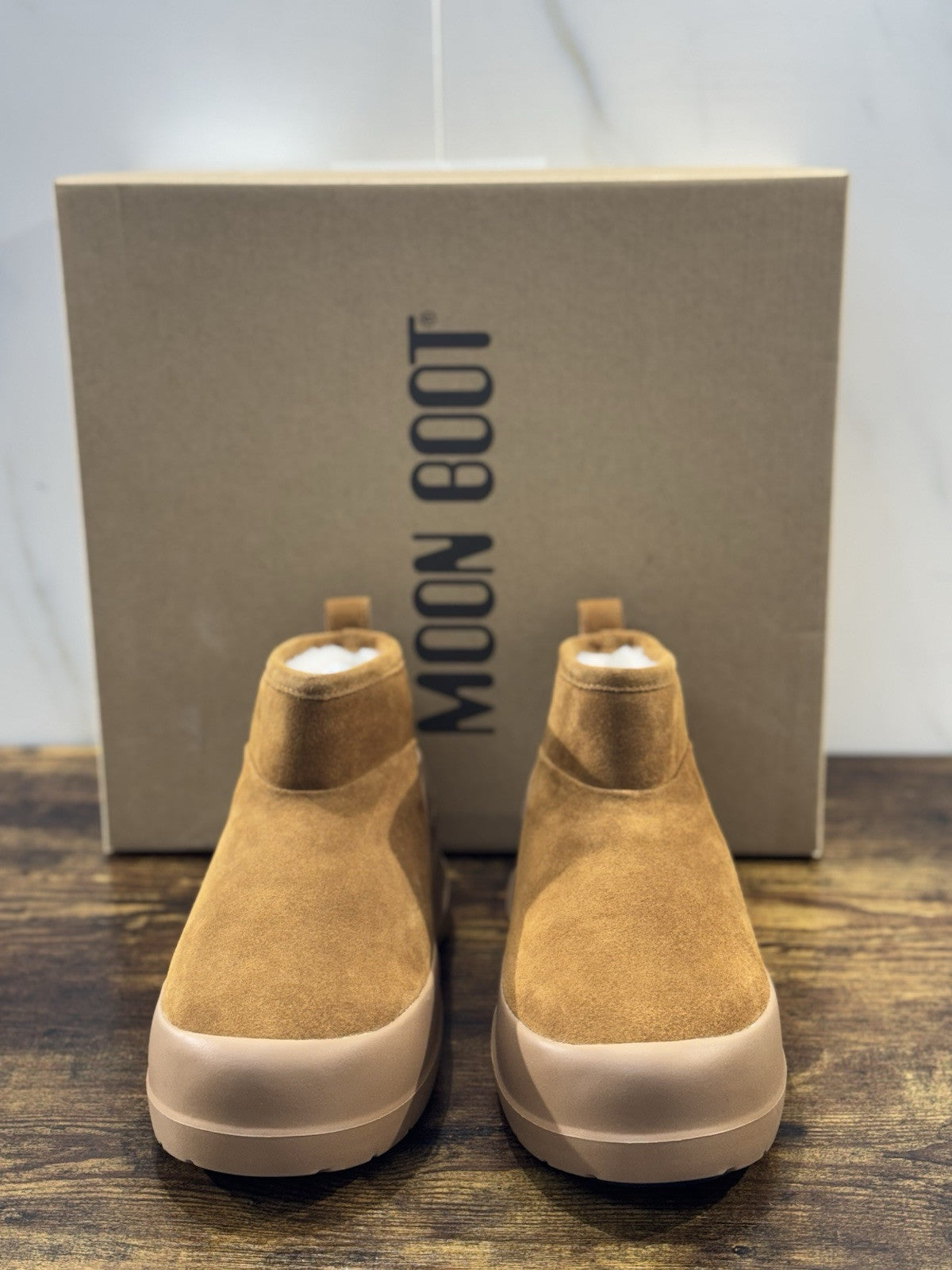 Moon Boot Luna Low Boot Suede Cognac  Casual Icon Mountain Boot 39