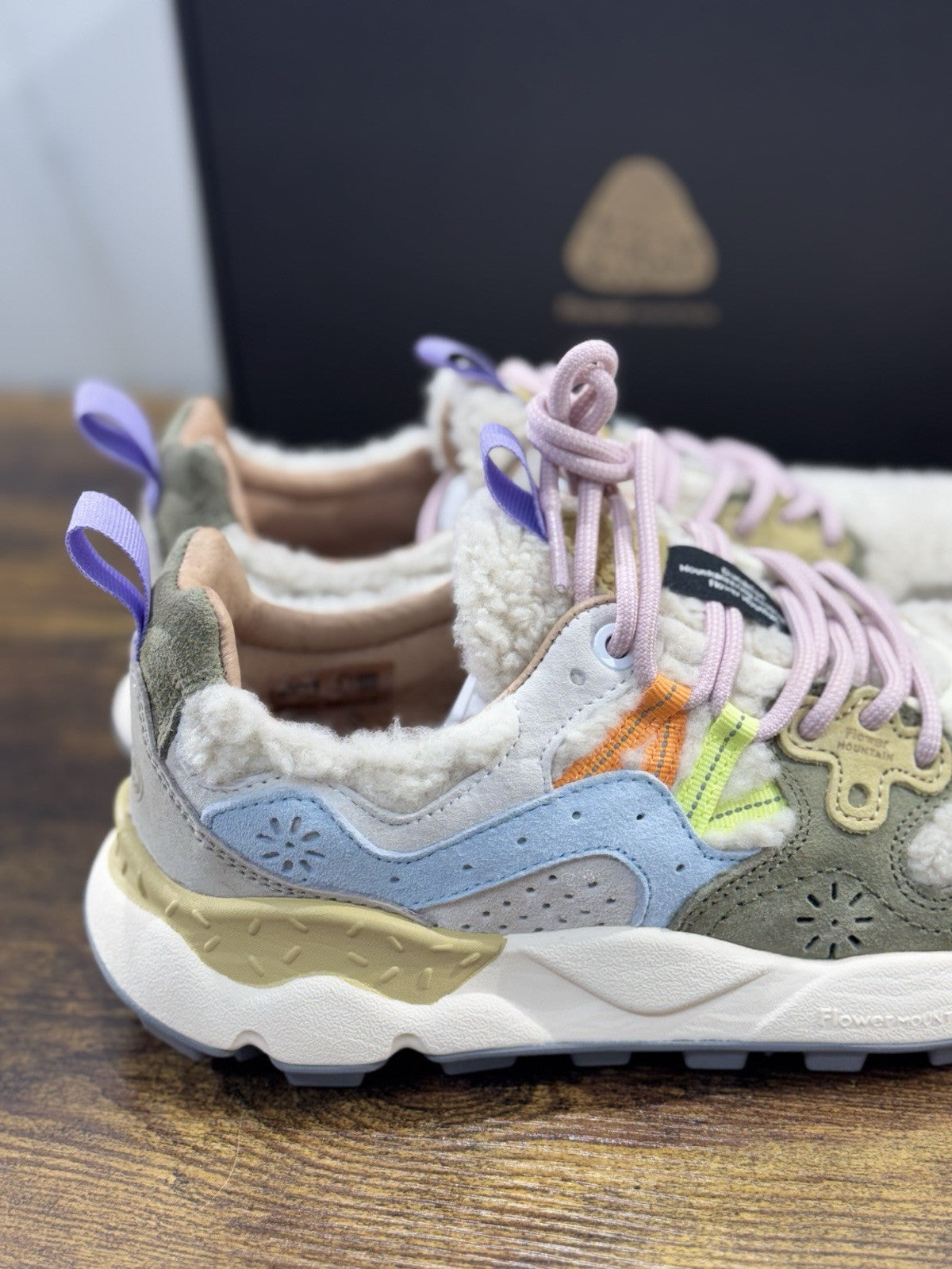Flower Mountain Yamano 3 Beige    Light Suede Pony  Causal Snekaer Donna 37