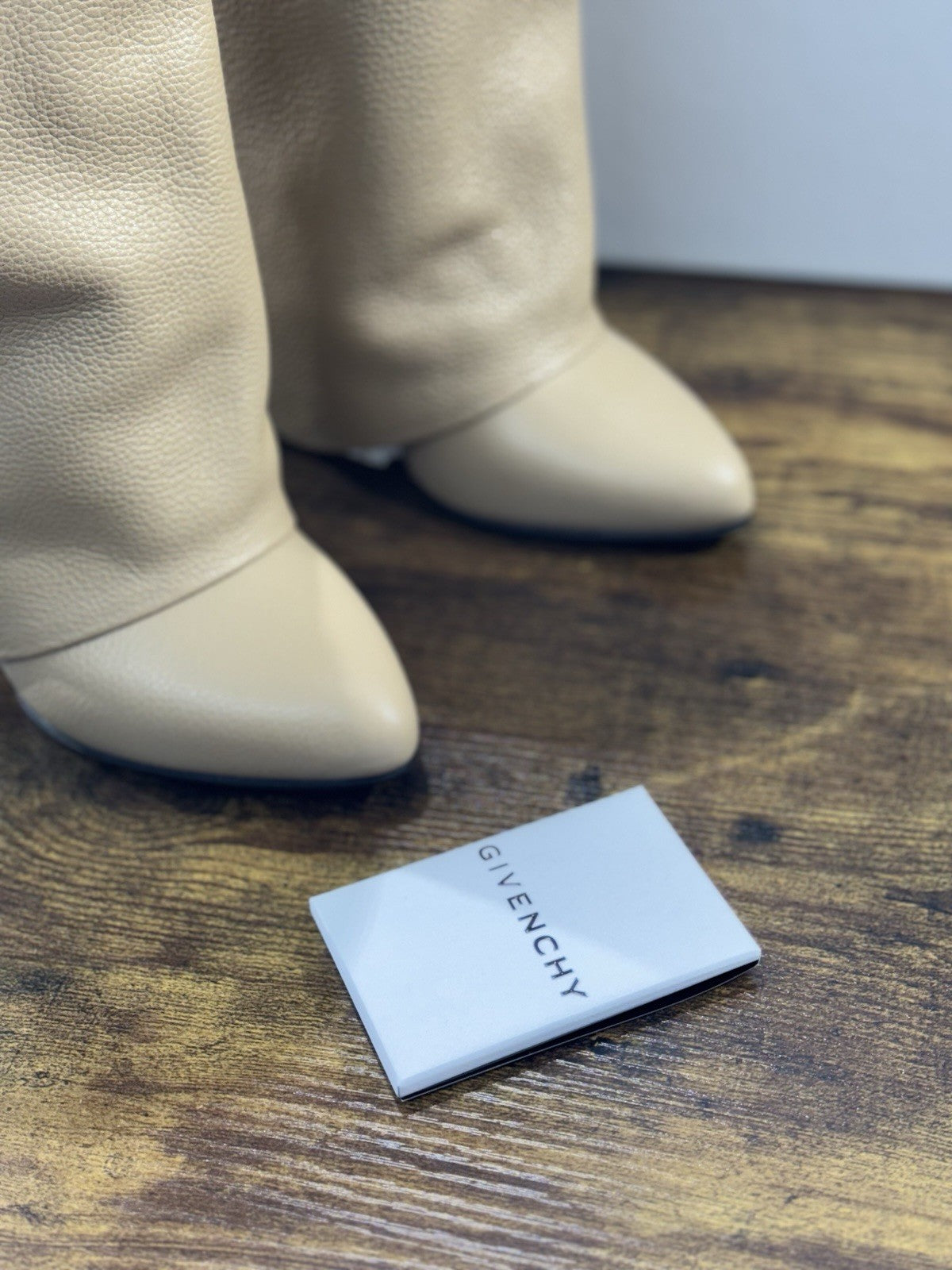 Givenchy Paris Shark Lock Pant Boots Beige Pelle Luxury Woman Boot 40