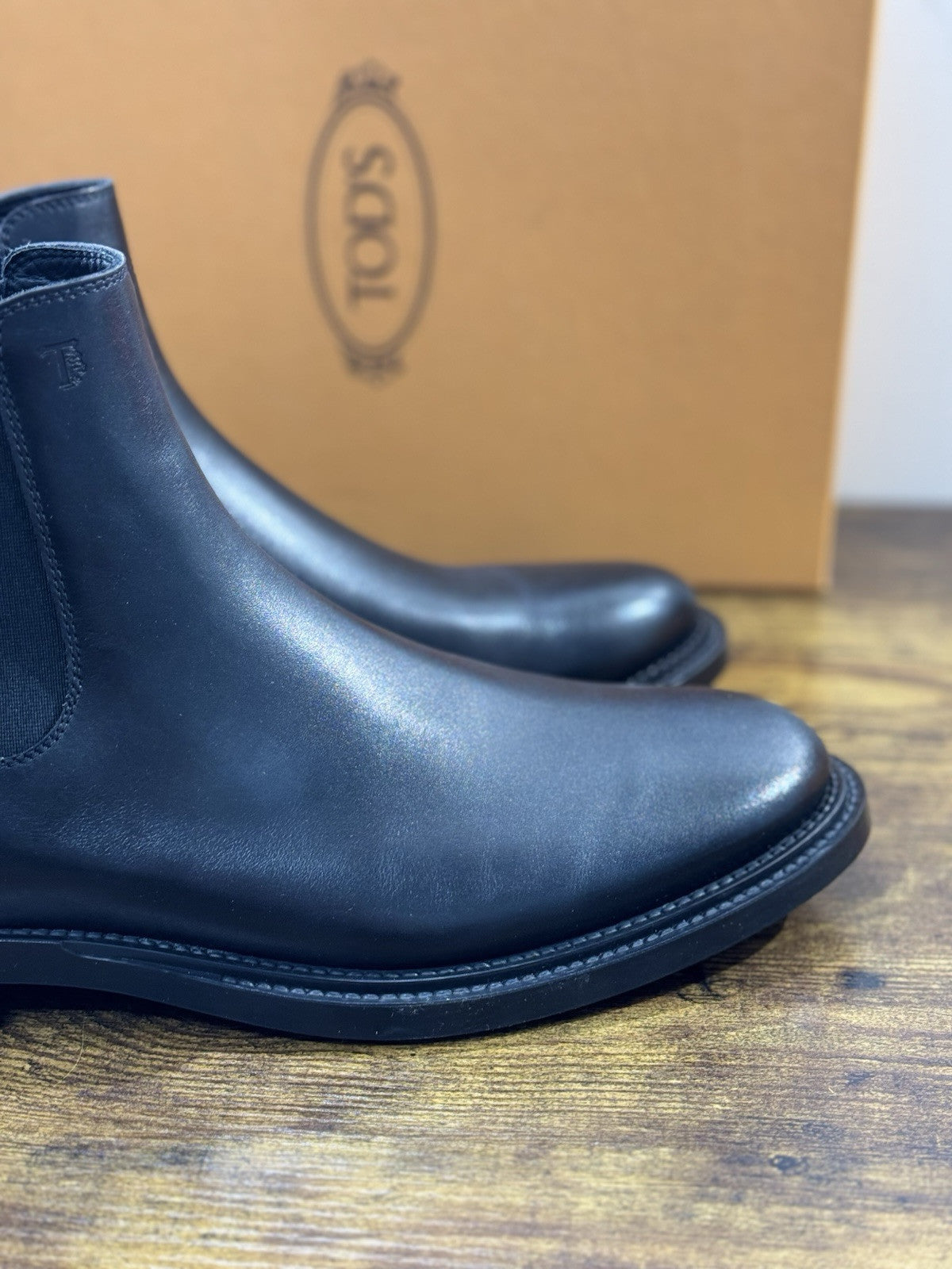 Tod’s Chelsea Boot  uomo Pelle Nera      luxury tod’s men boot 43.5
