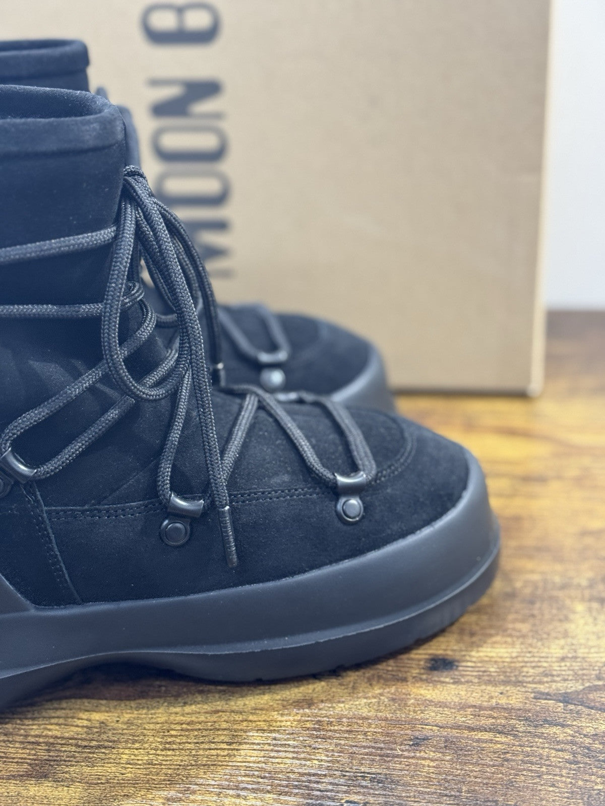 Moon Boot Luna Boot Suede Nero Casual Icon Mountain Boot 40