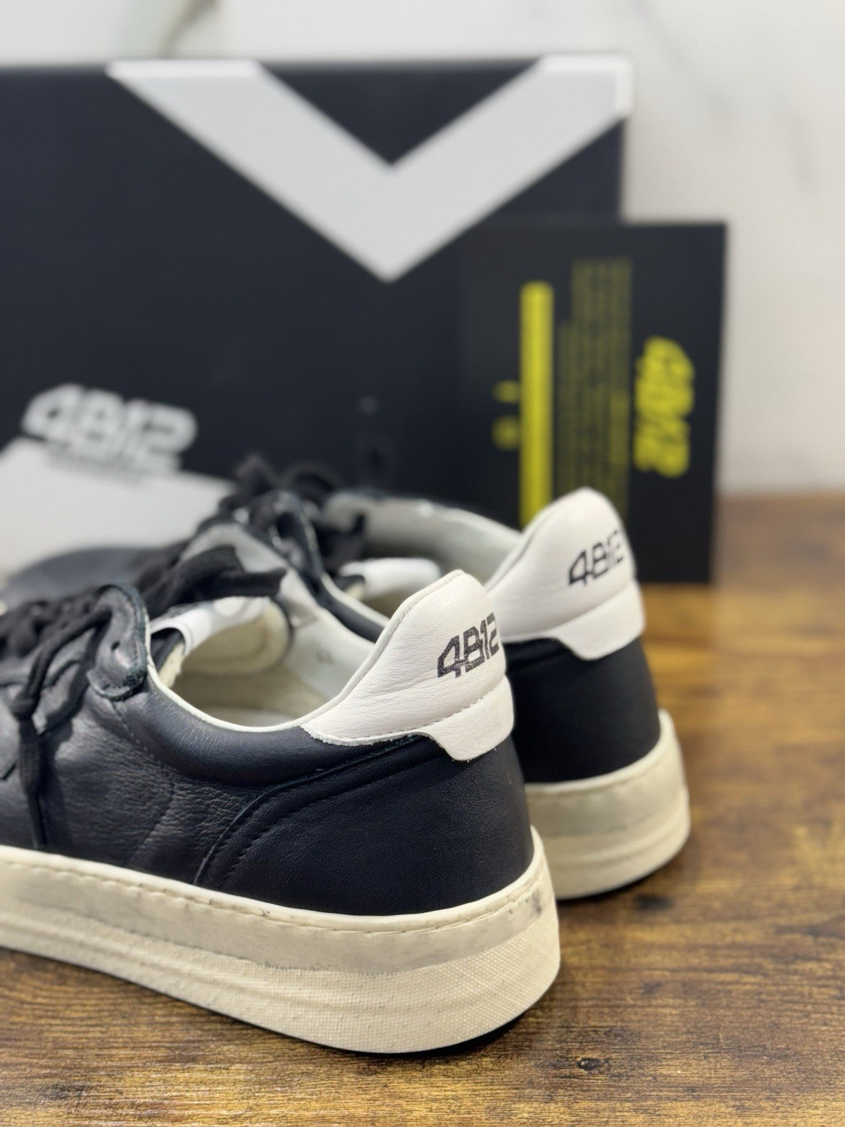 4B12 Sneaker Uomo Hyper Pelle Nera Casual Shoe 44