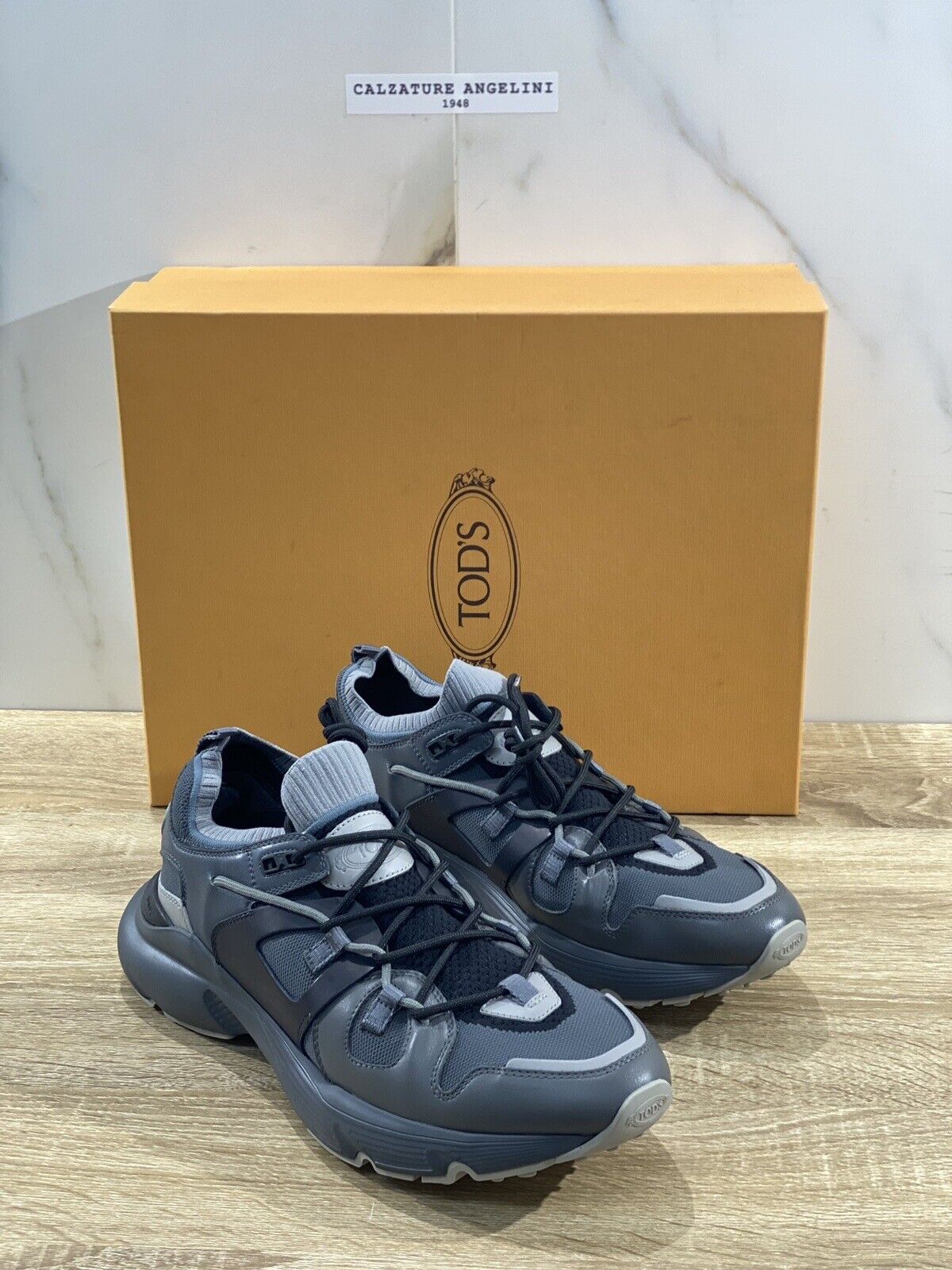 Tod’s Sneaker Uomo Run 54C In Pelle Grigia Luxury Tod’s Men Sneakers 42.5