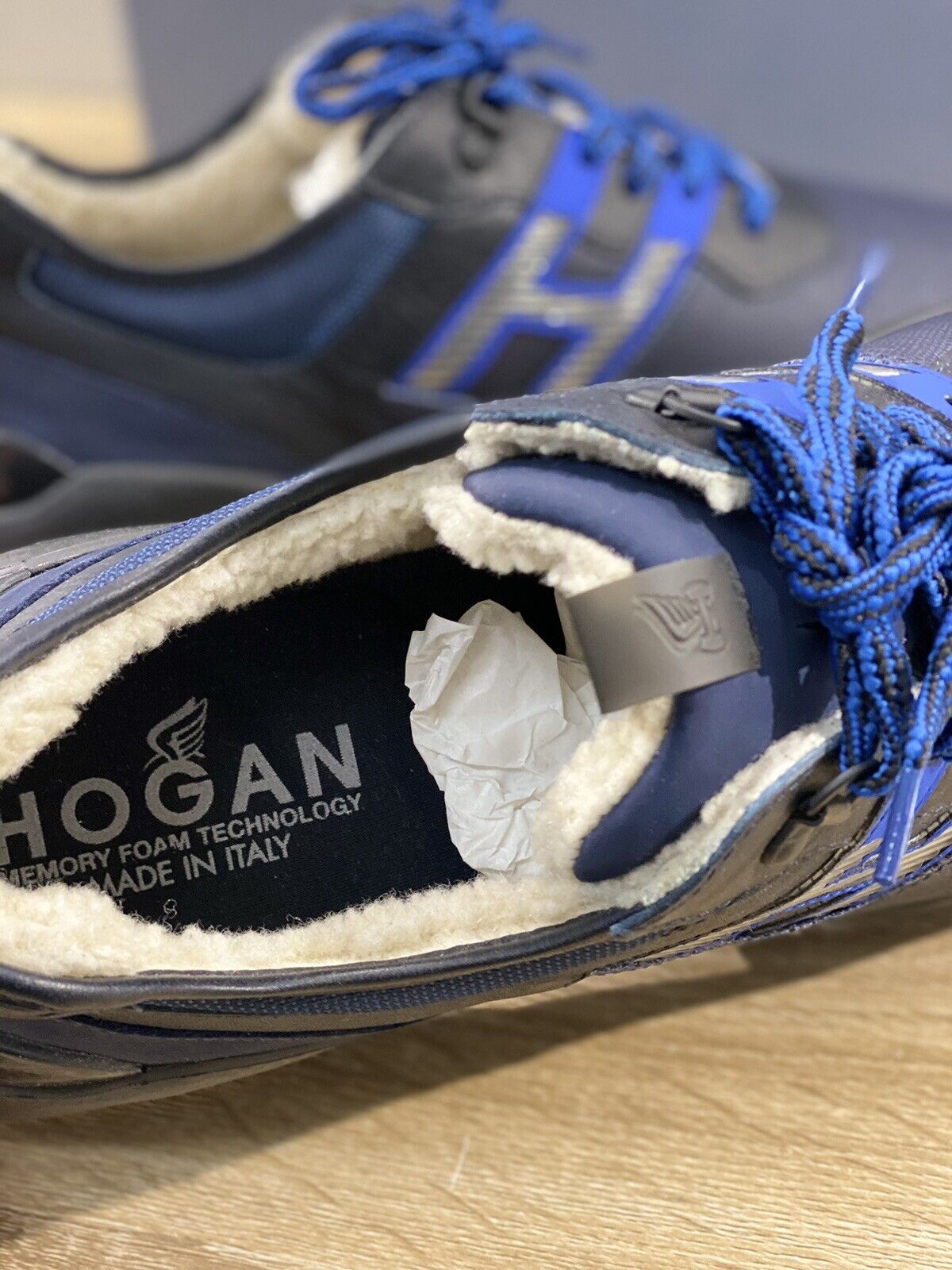 Hogan pelle outlet blu