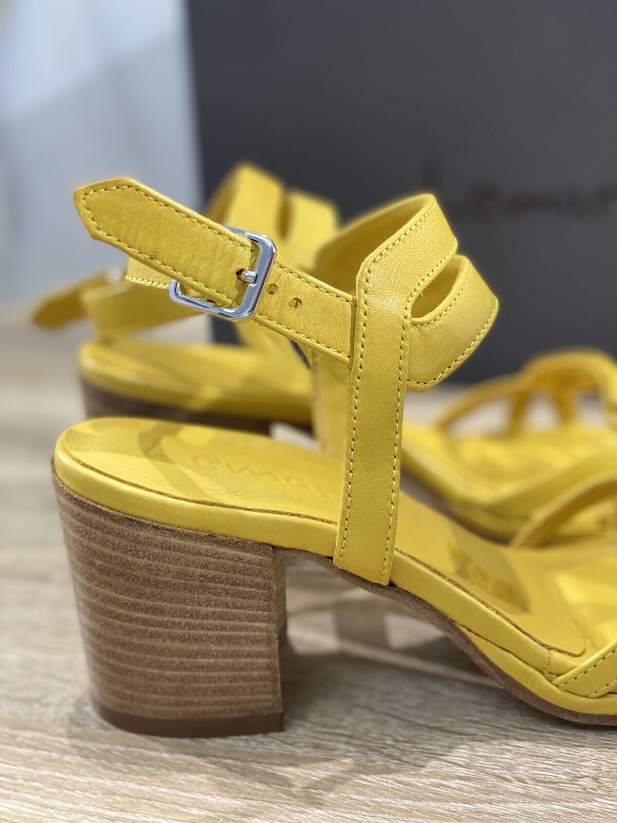Lemare’ Sandalo Donna Pelle Tuorlo Con Tacco Casual Sandal Lemare’ 37